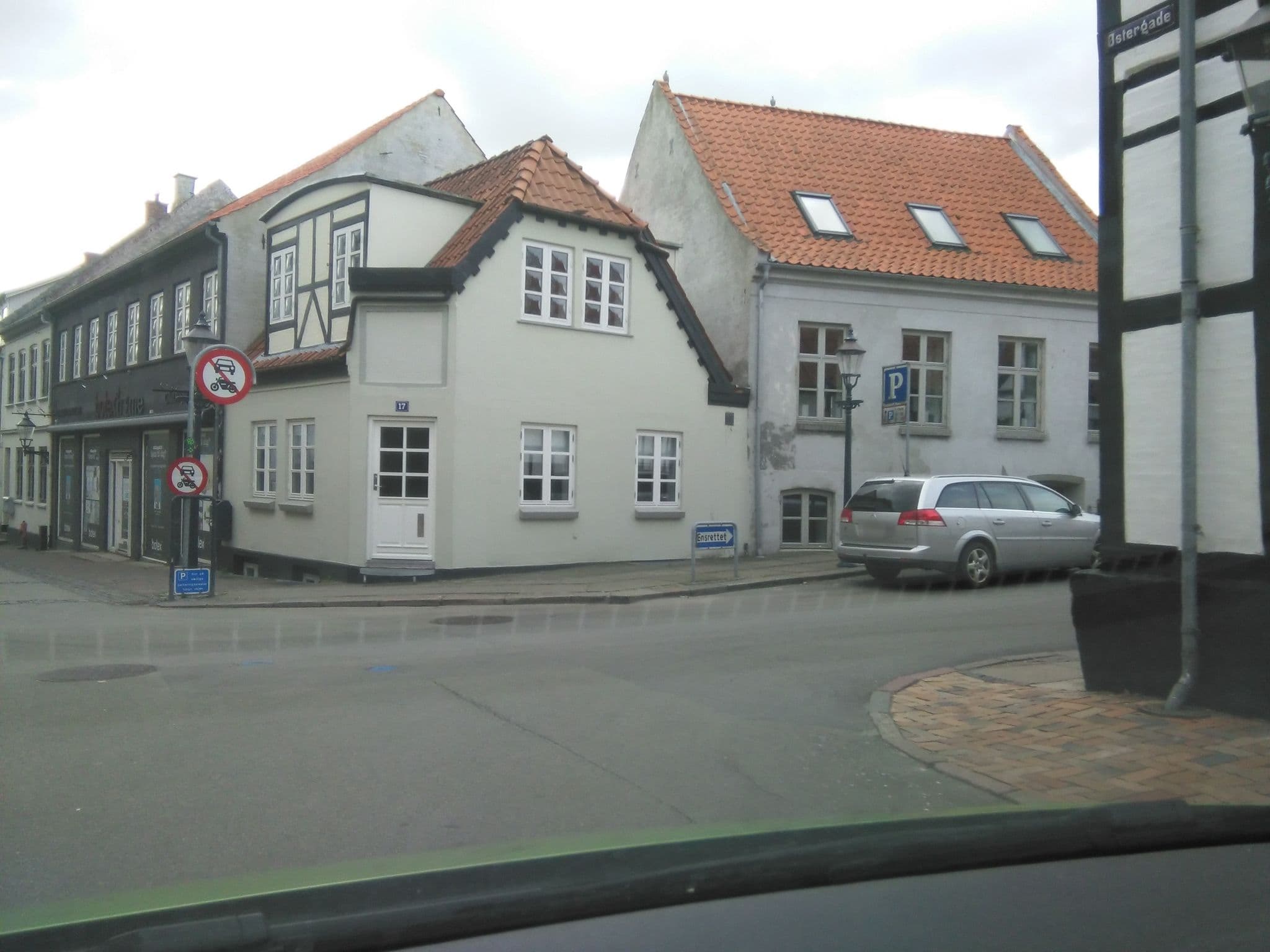 Street view near Foldenhus B&B, Bogense — © nico (CC BY-SA · Mapillary)