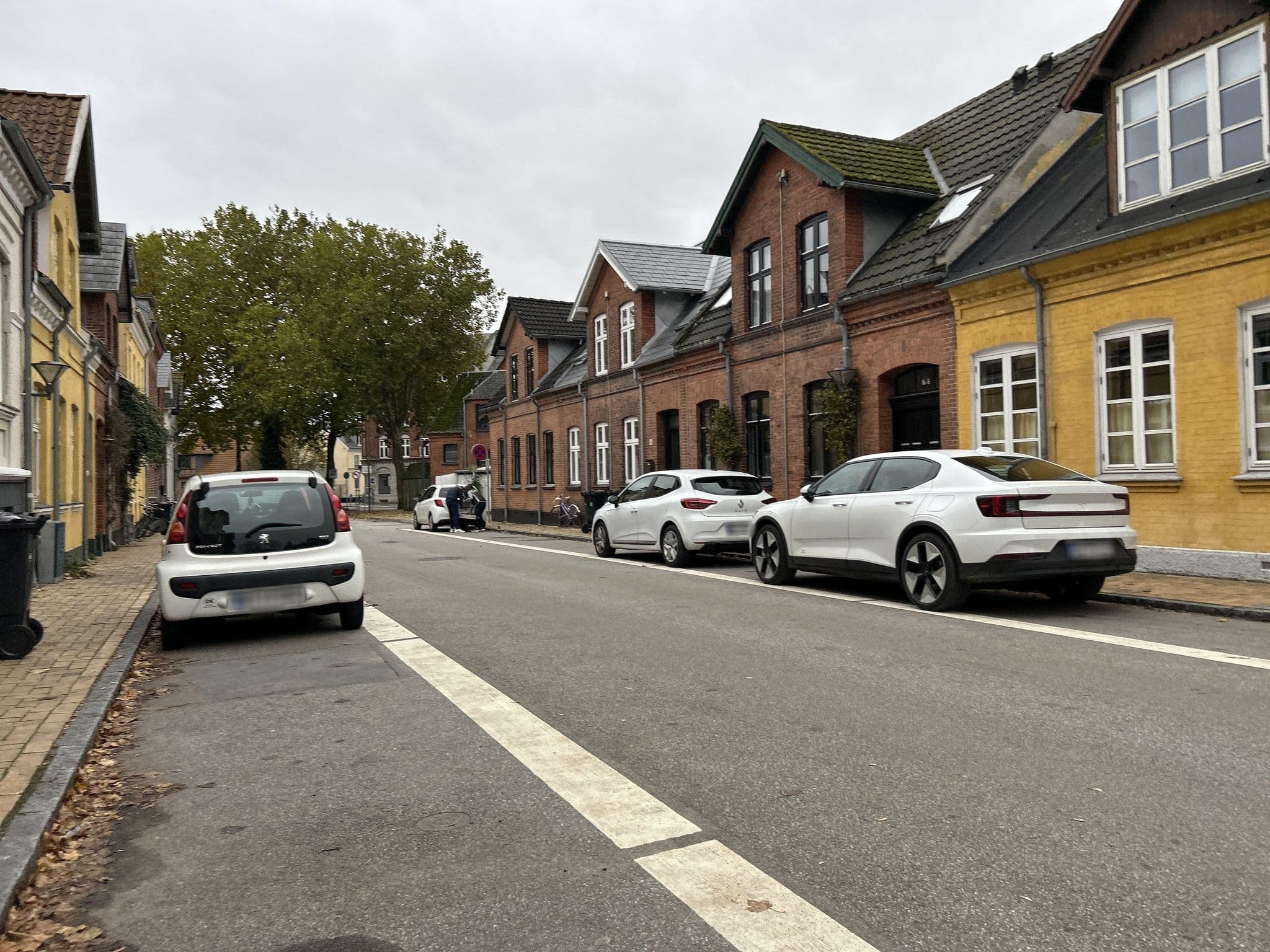 Street view near Krudthuset Byferie, Odense — © railorama (CC BY-SA · Mapillary)