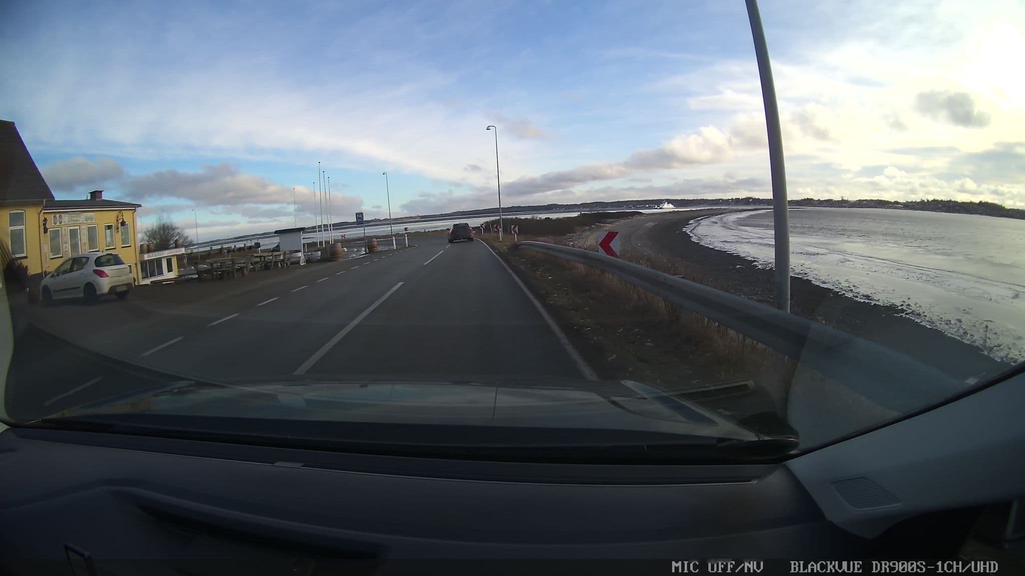 Street view near Brænderiet Limfjorden, Hinnerup — © tuxnet (CC BY-SA · Mapillary)