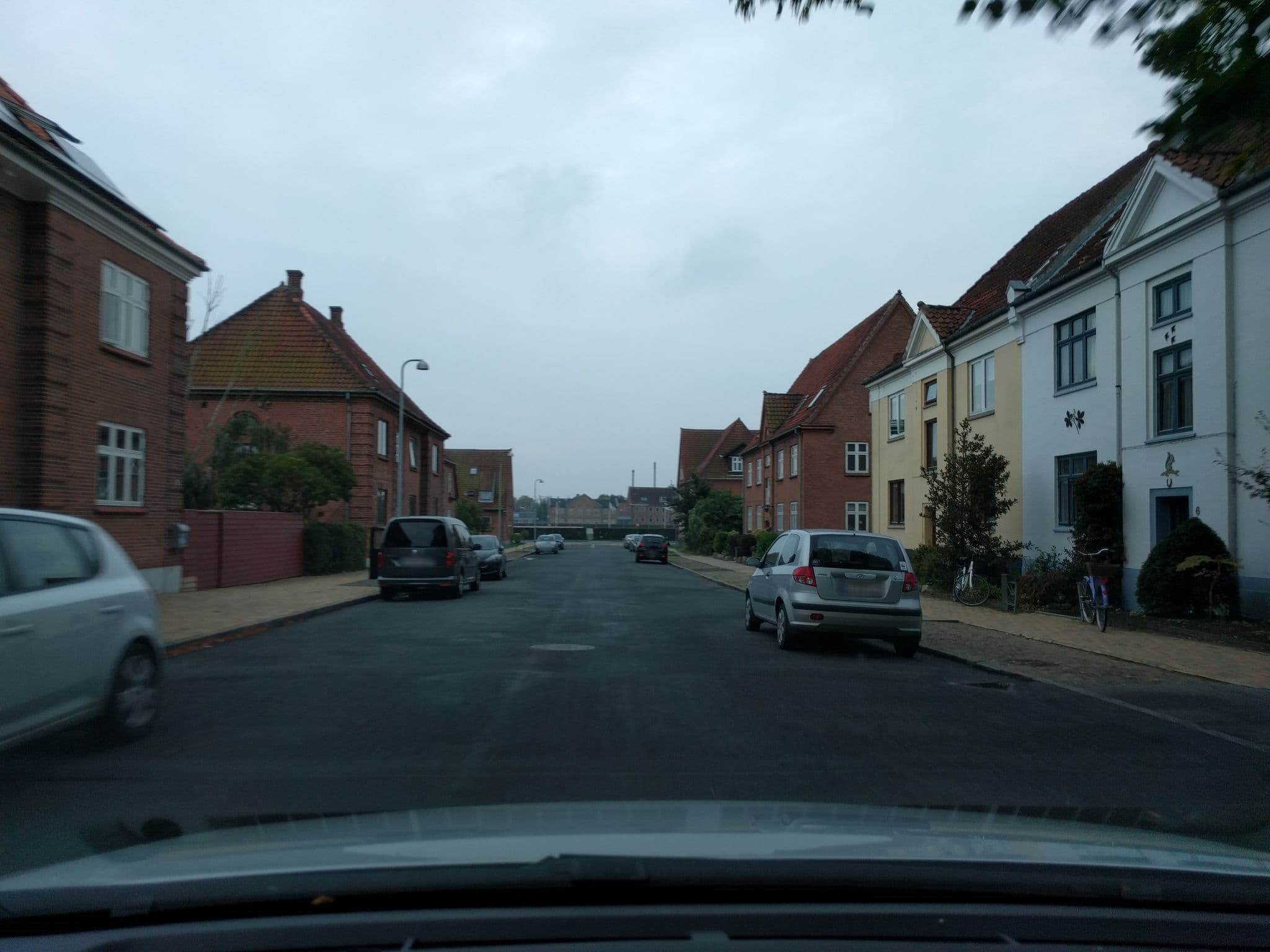Street view near Billesgade Rooms, Odense — © mszilas (CC BY-SA · Mapillary)