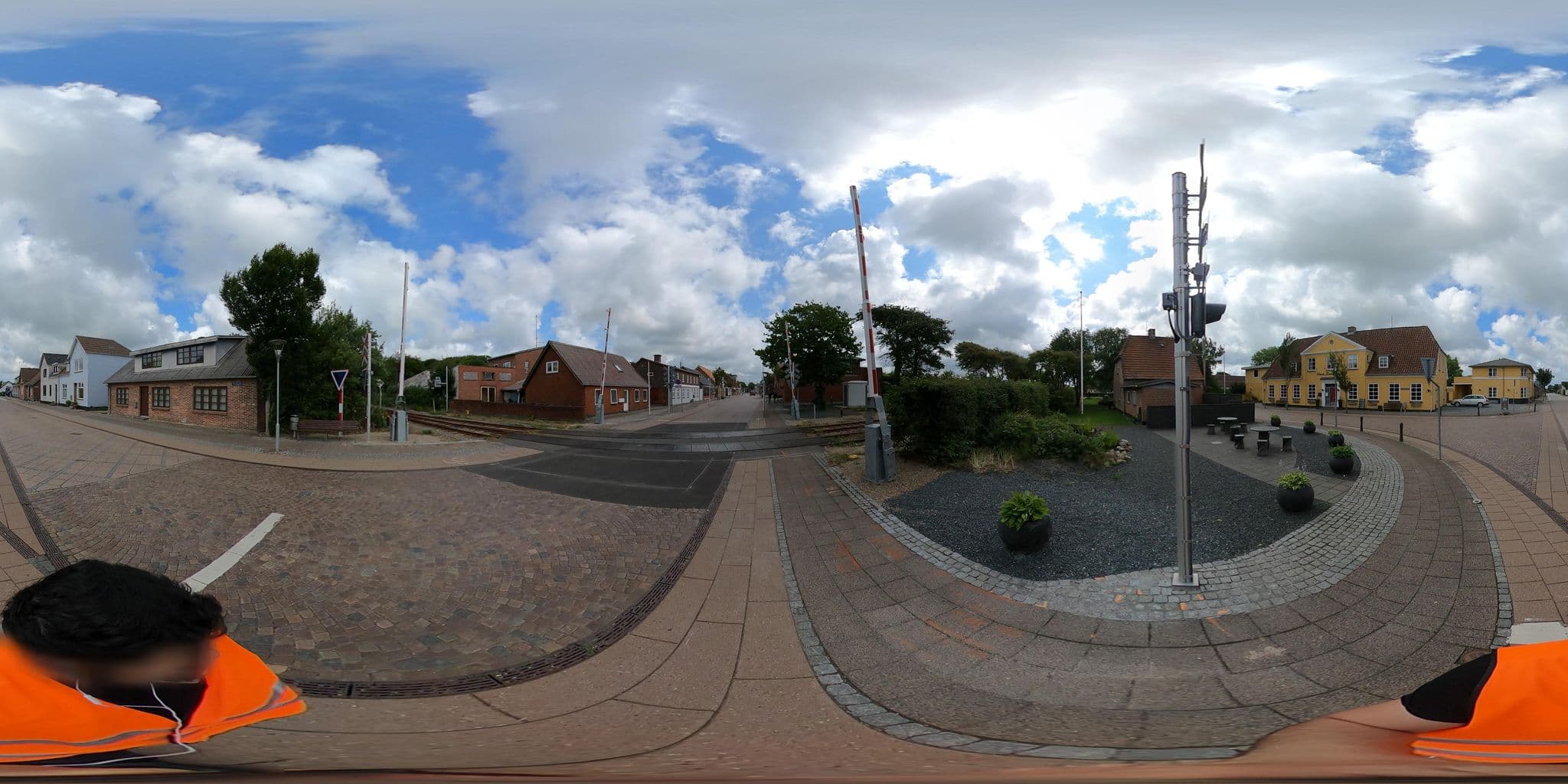 Street view near Hotel Smedegården Lem, Skjern — © mohamadhilali (CC BY-SA · Mapillary)
