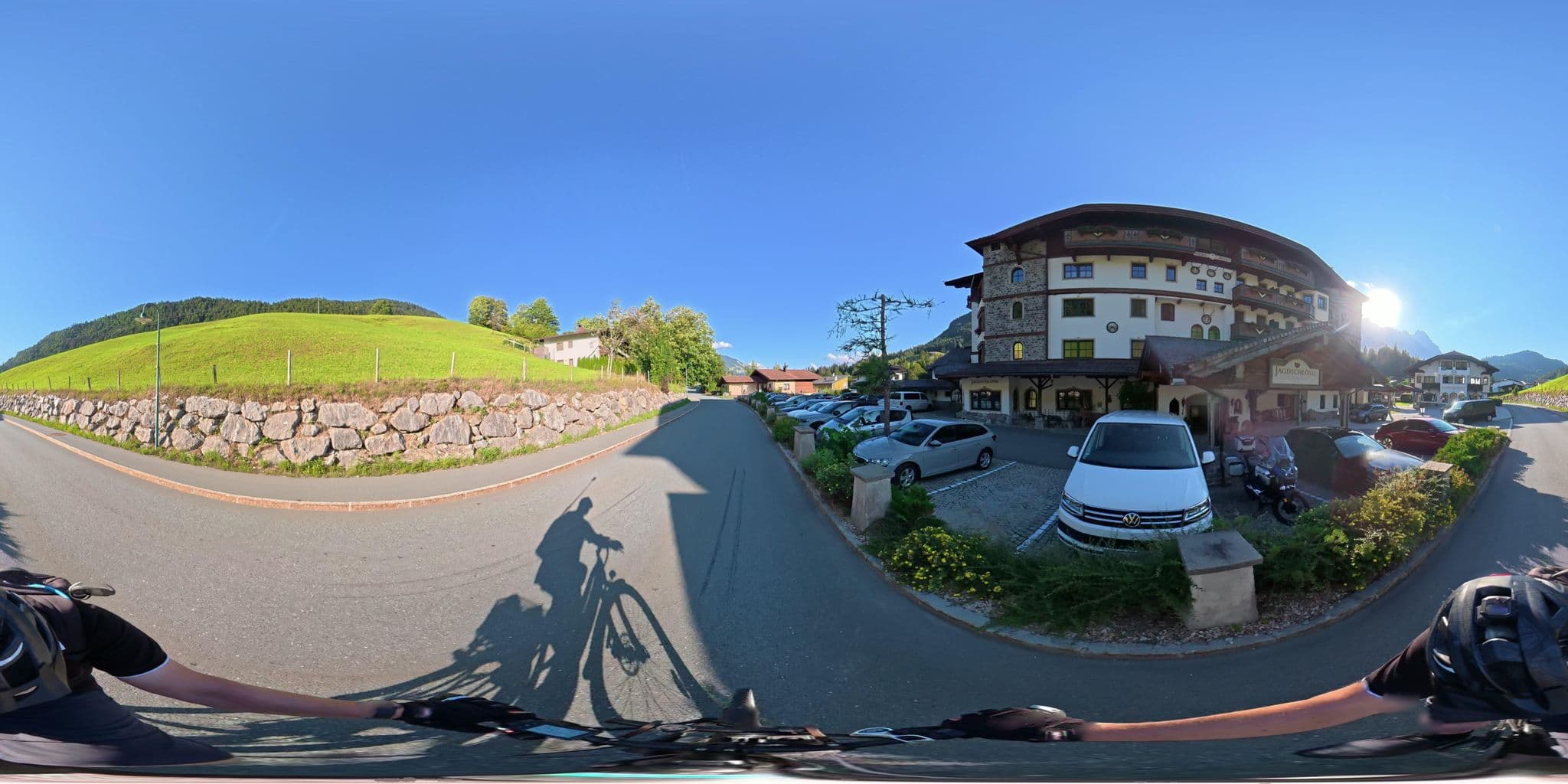 Street view near Gasteiger Jagdschlössl, Kirchdorf in Tirol — © osmplus_org (CC BY-SA · Mapillary)