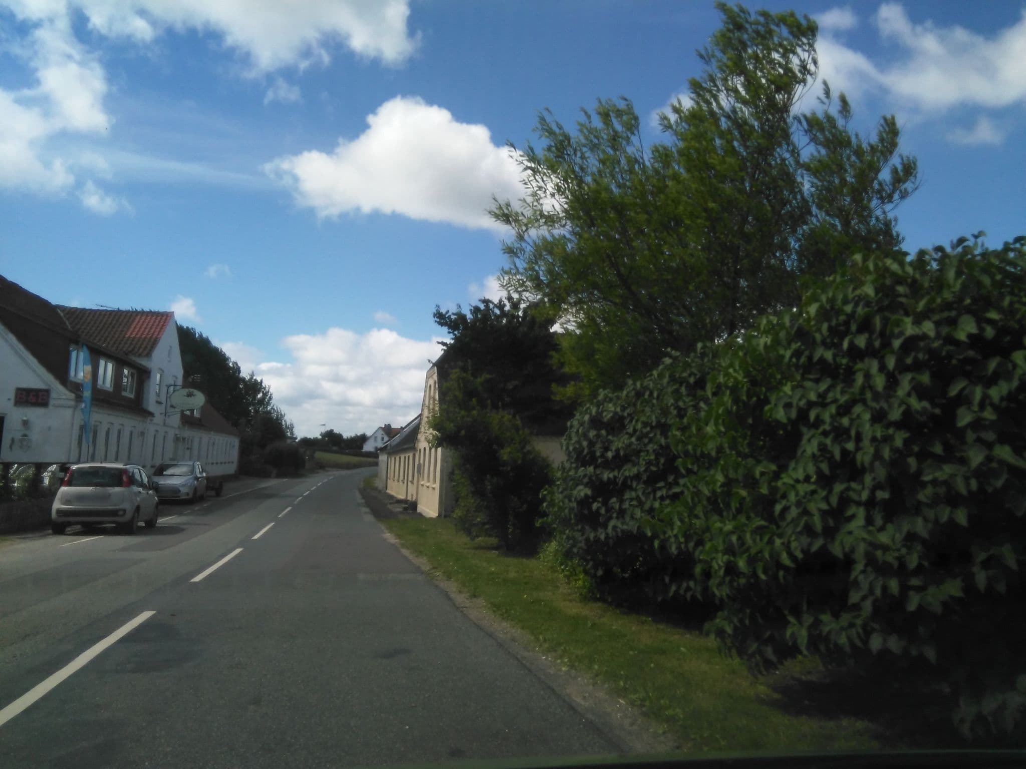 Street view near Thorup Gjæstgiveri, Rønde — © nico (CC BY-SA · Mapillary)