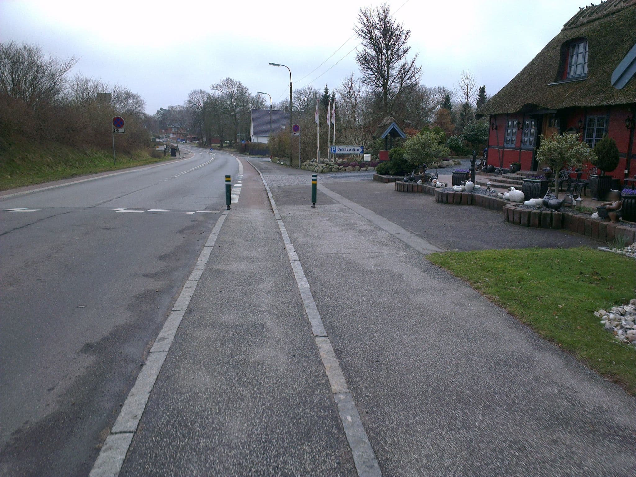 Street view near Gerlev Kro og Hotel, Jægerspris — © neogeografen (CC BY-SA · Mapillary)