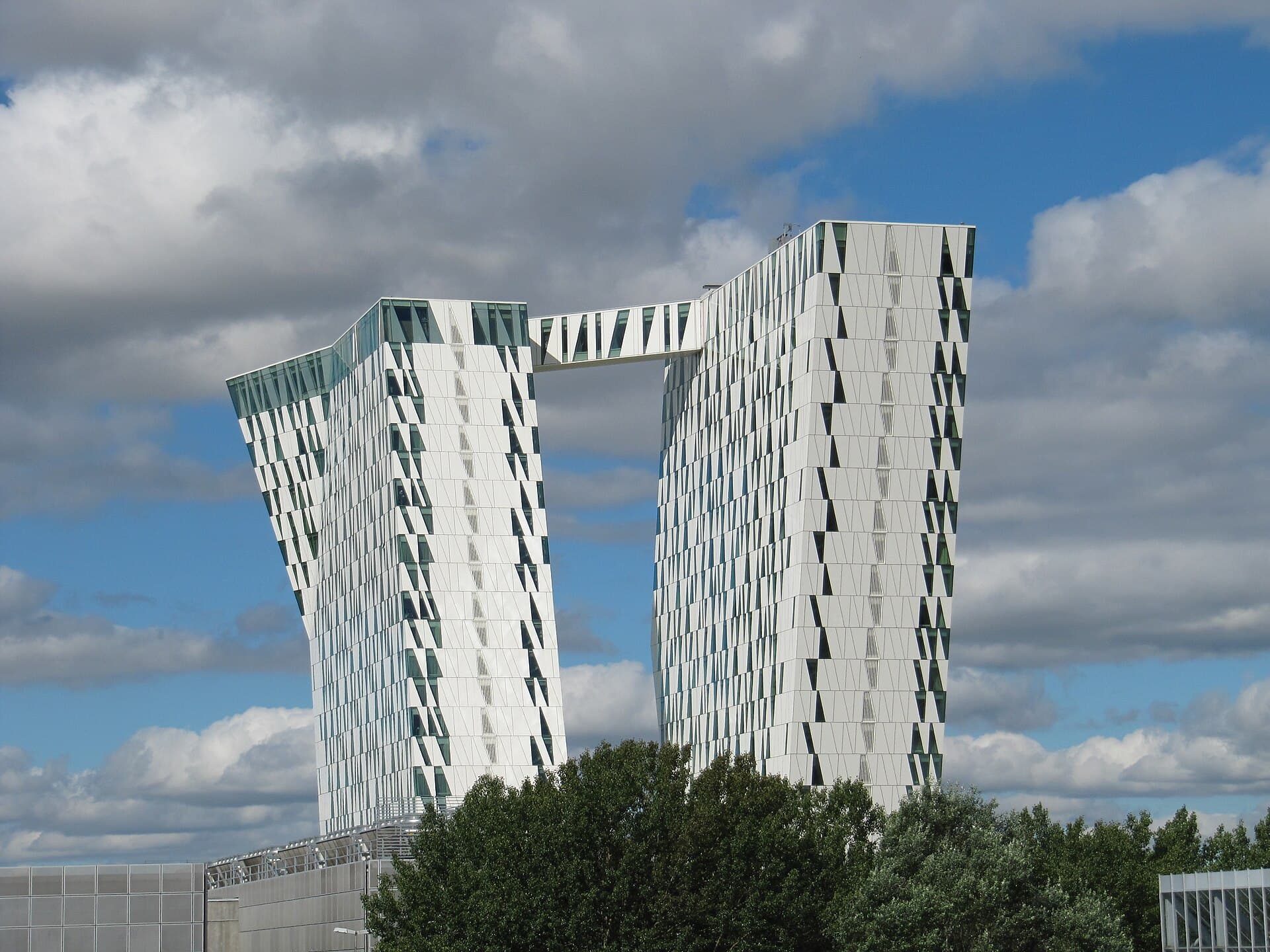 AC Hotel Bella Sky Copenhagen (via Wikimedia Commons, CC BY 2.0)