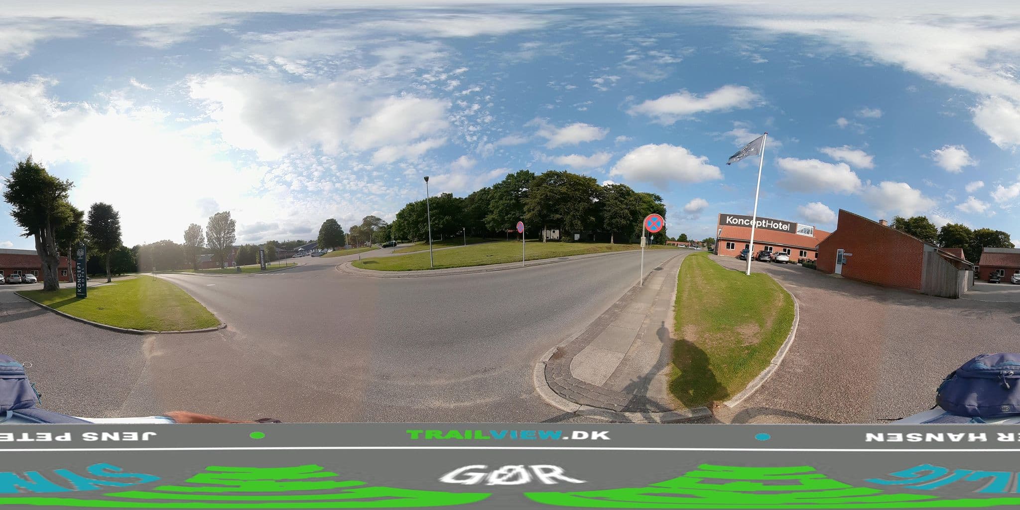 Street view near Koncepthotel Danhostel Blåvandshuk, Oksbøl — © jenspeterhansen (CC BY-SA · Mapillary)