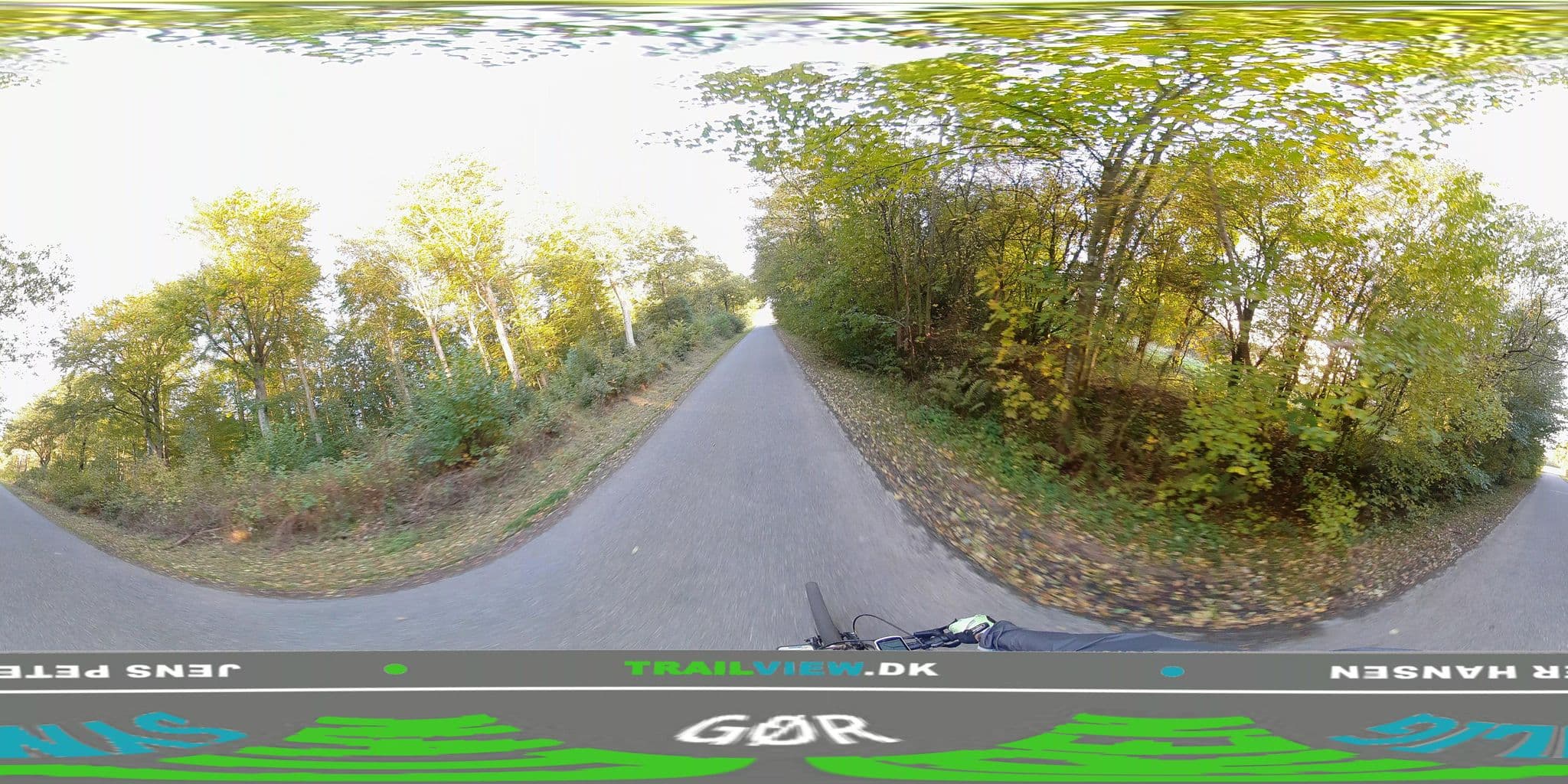 Street view near Skovpladsen, Ulstrup — © jenspeterhansen (CC BY-SA · Mapillary)