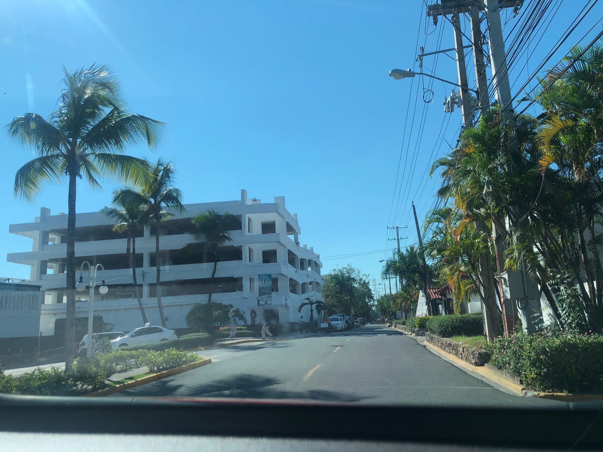Street view near Hamaca, Boca Chica — © elissalant (CC BY-SA · Mapillary)