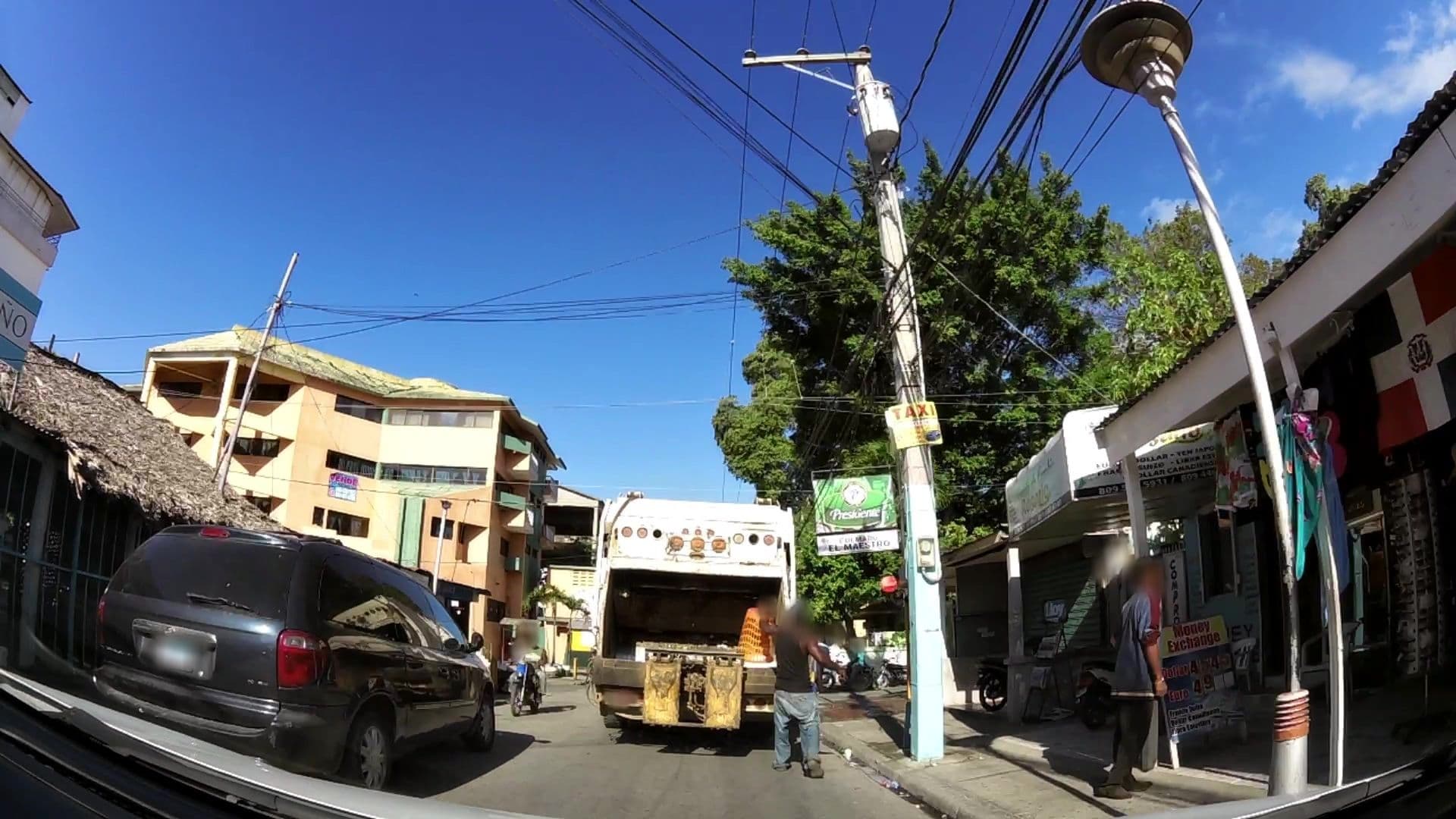 Street view near Aparta Hotel Losta Linda, Boca Chica — © kaartcam (CC BY-SA · Mapillary)