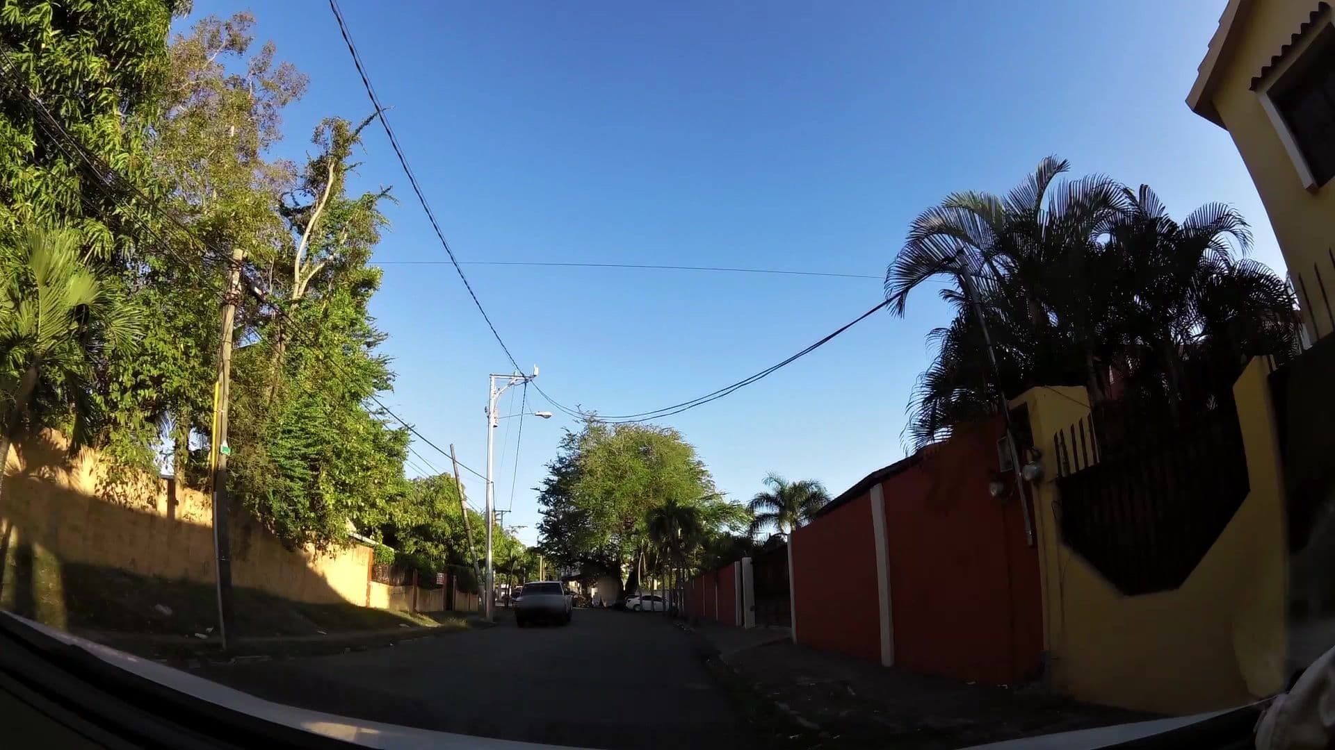 Street view near Calle vía, #2, Cristo Rey