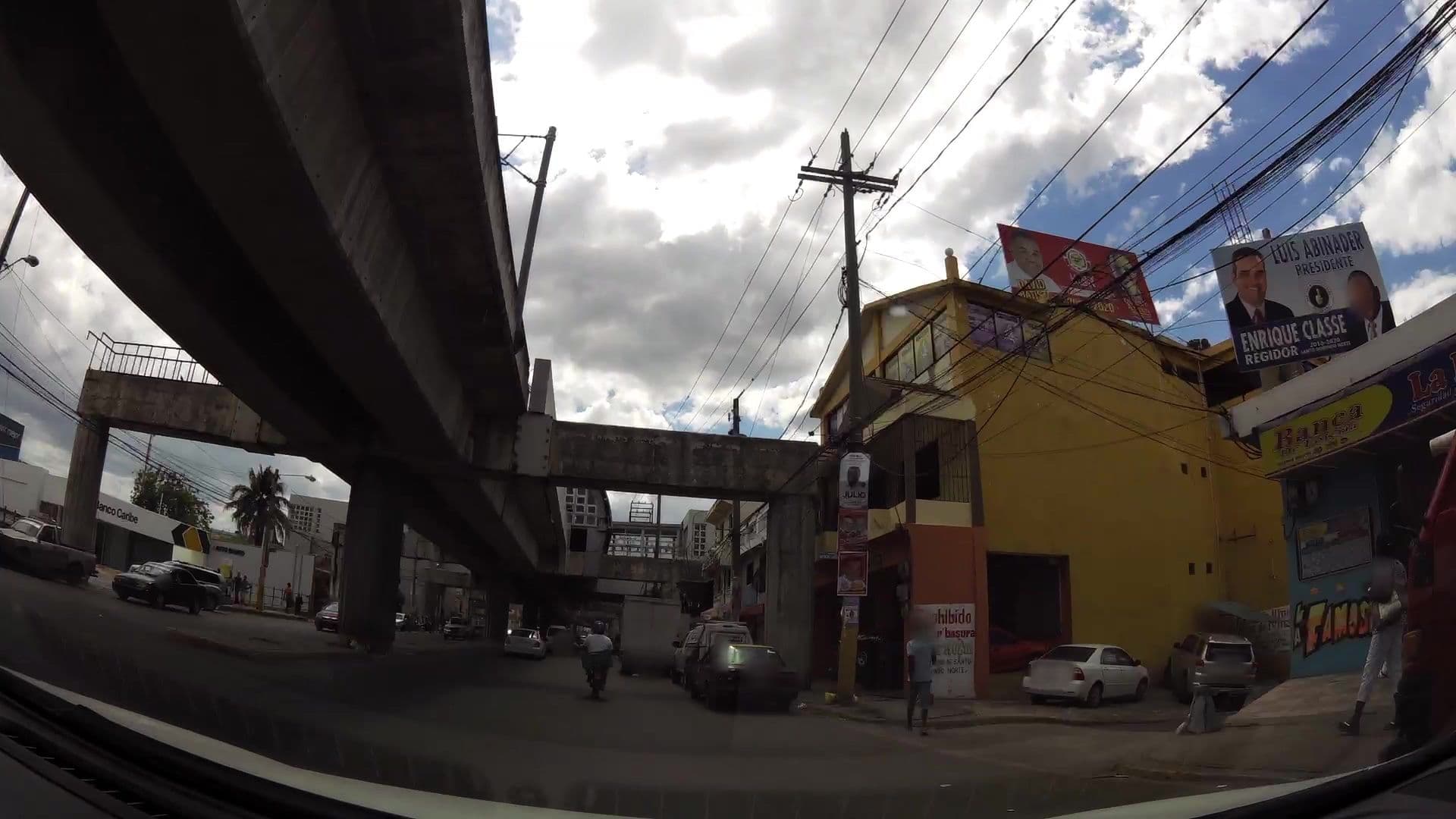 Street view near Hermanas mirabal #386, Ensanche Luperón