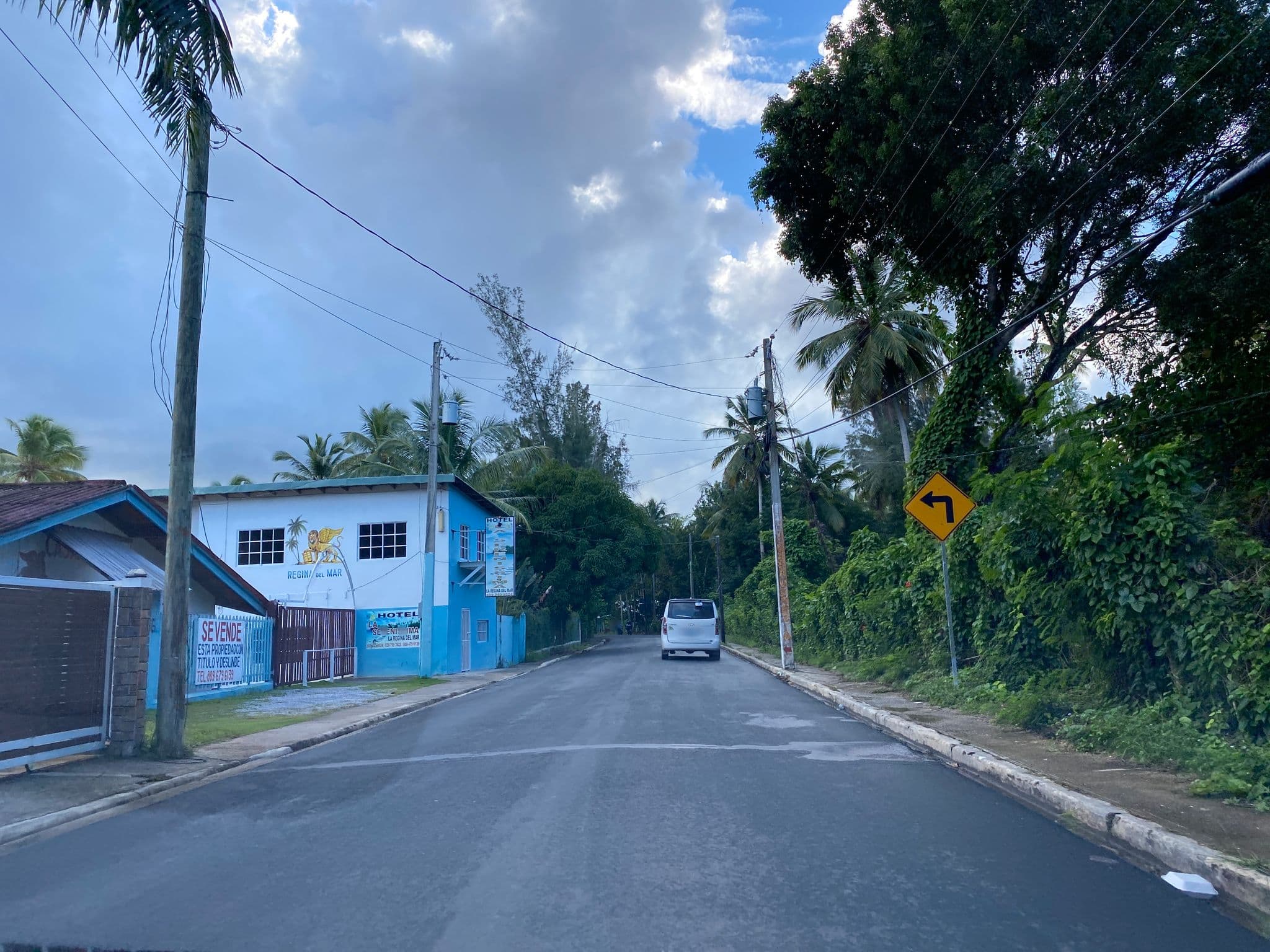 Street view near La Serenissima, Las Terrenas — © kaartcam (CC BY-SA · Mapillary)