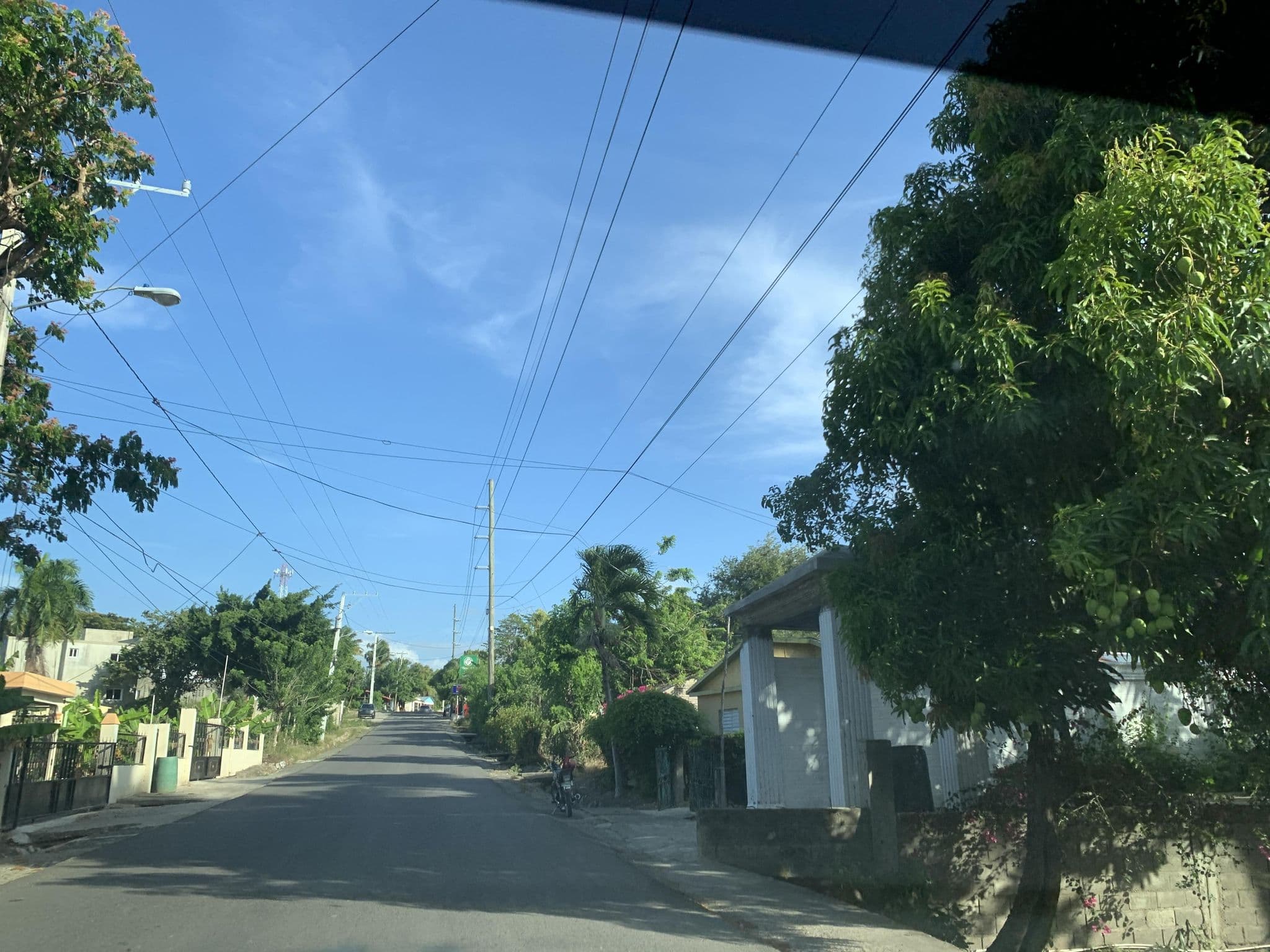 Street view near El Estrecho, Omar Bross, Luperón — © tiger65 (CC BY-SA · Mapillary)