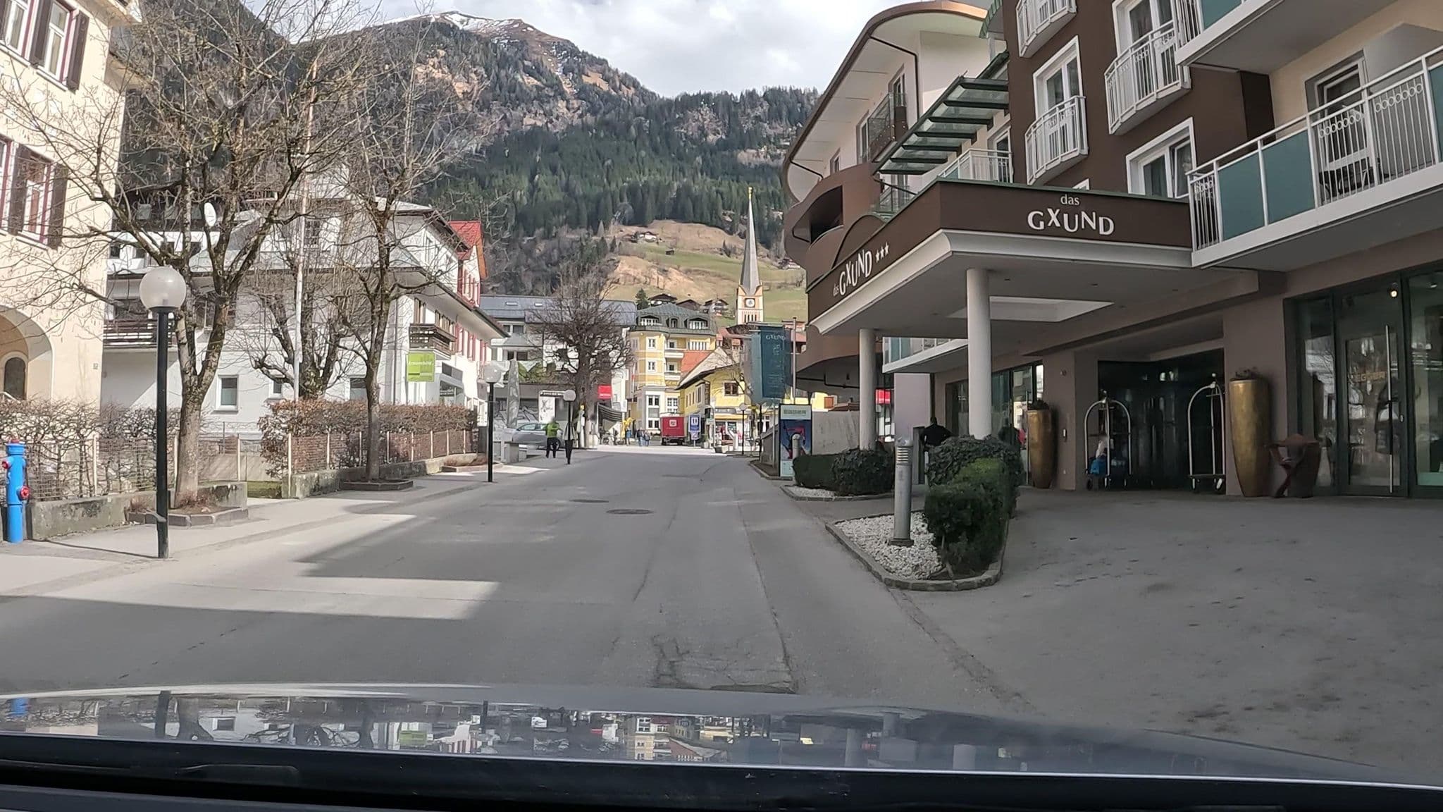 Street view near Das GXUND Kurparkhotel, Bad Hofgastein — © stefanro74 (CC BY-SA · Mapillary)