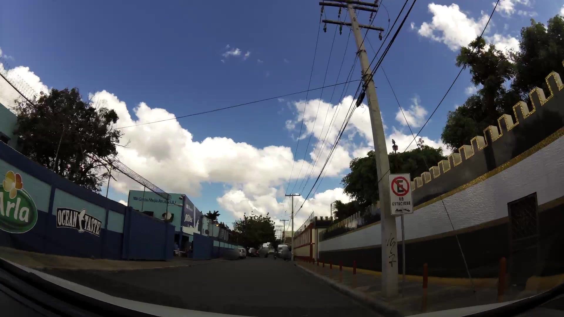 Street view near El Principe, Ensanche Luperón — © kaartcam (CC BY-SA · Mapillary)