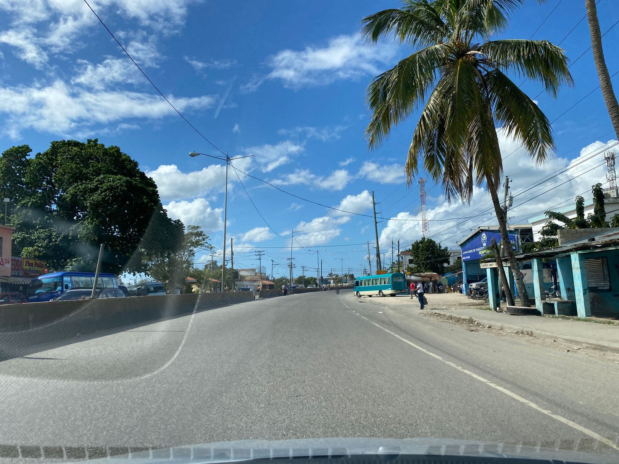 Street view near Motel la Economia, Boca Chica — © kaartcam (CC BY-SA · Mapillary)