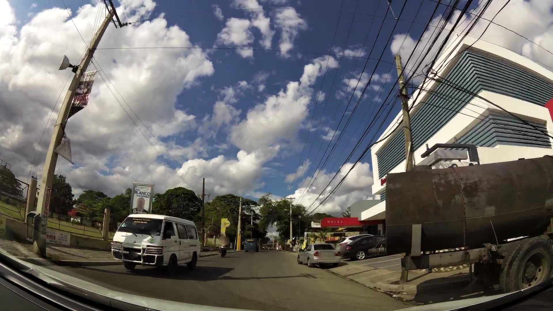 Street view near Hotel El Rey, La Vega — © kaartcam (CC BY-SA · Mapillary)