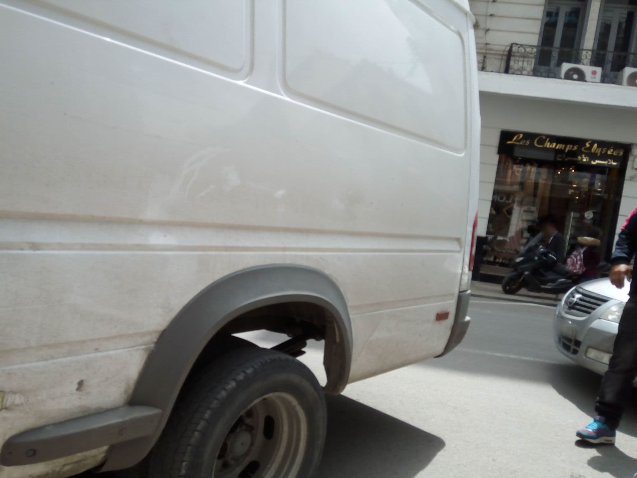 Street view near Hôtel Samir, Algiers — © mapfool (CC BY-SA · Mapillary)