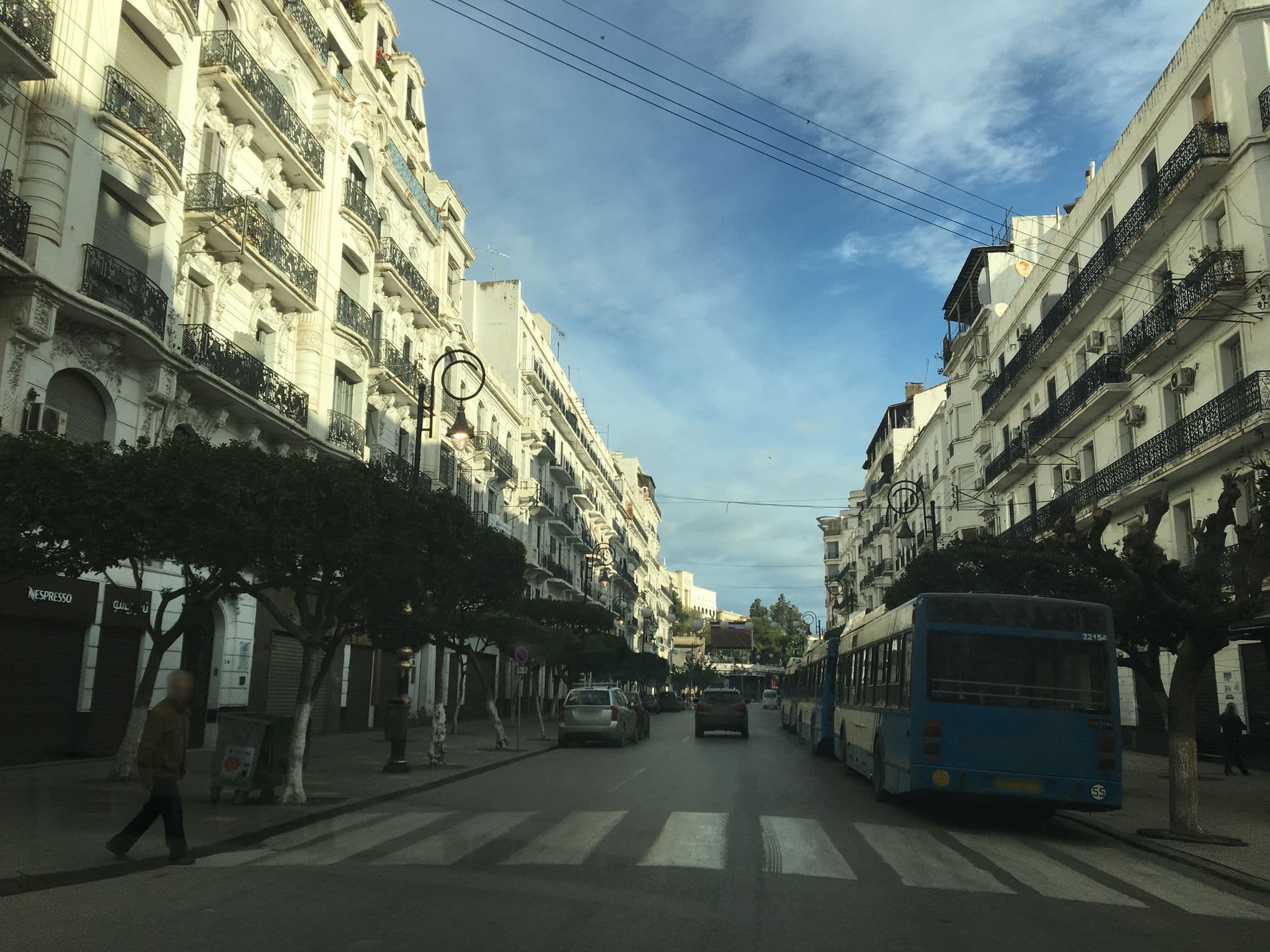 Street view near Hôtel Audin, Algiers — © daoudyezri (CC BY-SA · Mapillary)