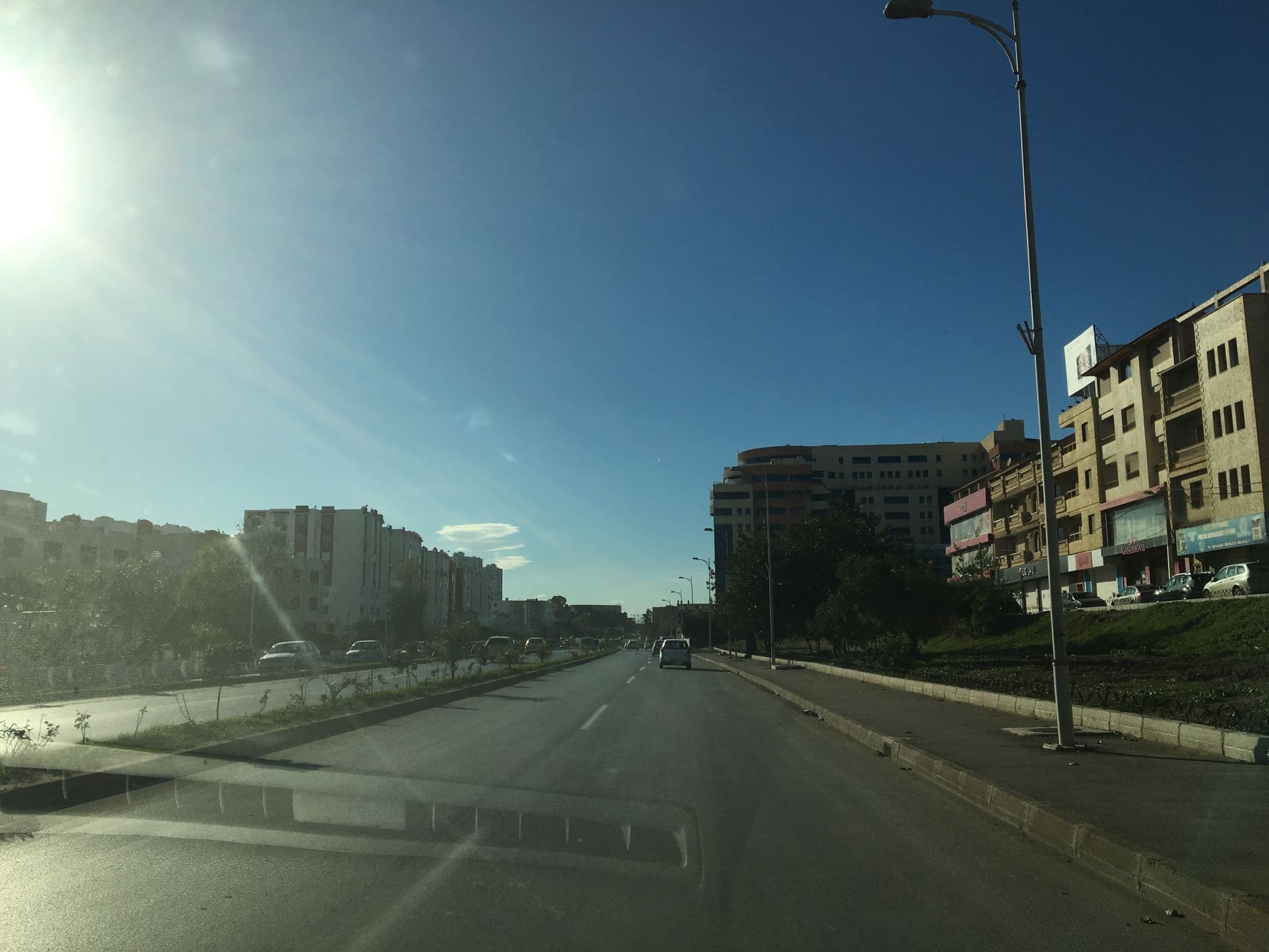 Street view near Hôtel, Bab Ezzouar — © daoudyezri (CC BY-SA · Mapillary)