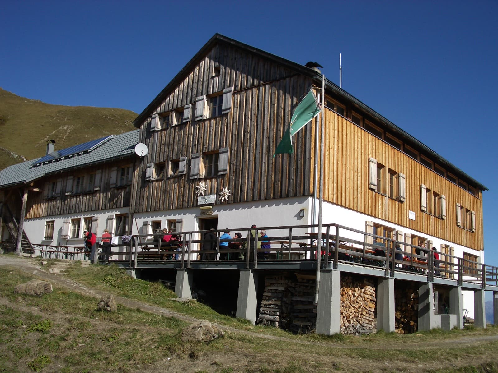 Tilisunahütte (via Wikimedia Commons, CC BY-SA 3.0)