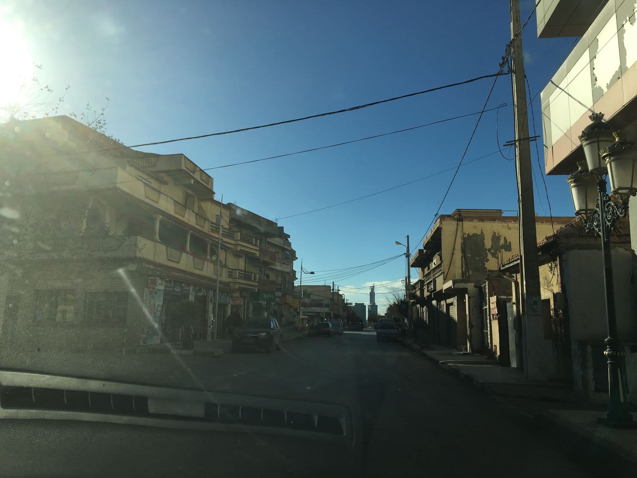 Street view near Adghir Grand Hotel, Bordj el Kiffan — © daoudyezri (CC BY-SA · Mapillary)