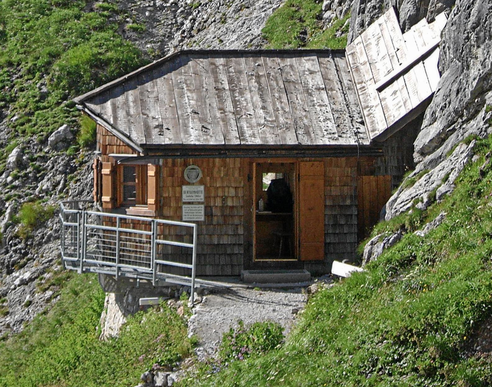 Bertgenhütte (via Wikimedia Commons, CC BY-SA 3.0)