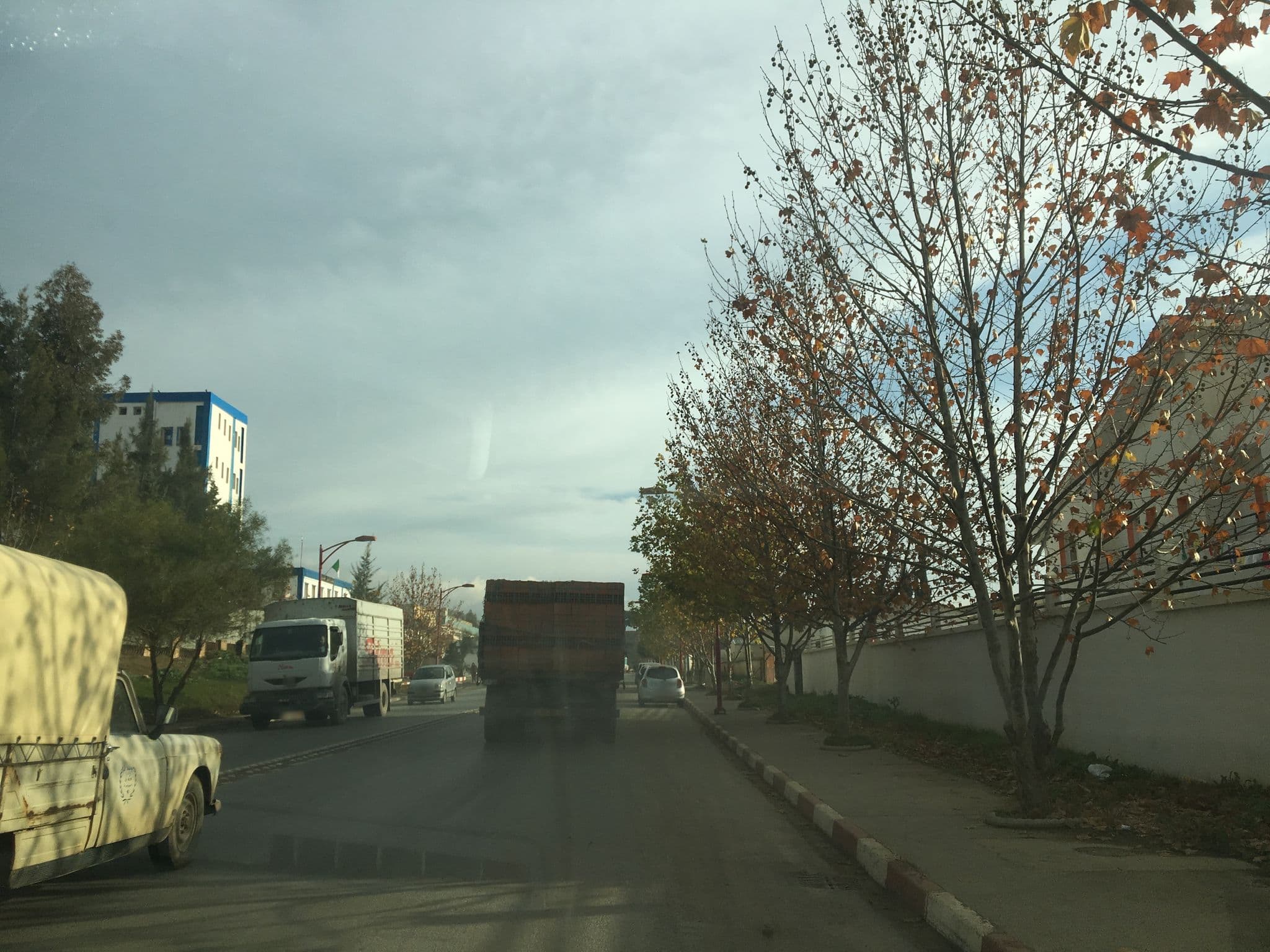 Street view near maison de jeunes, Bouïra — © daouddaoud (CC BY-SA · Mapillary)