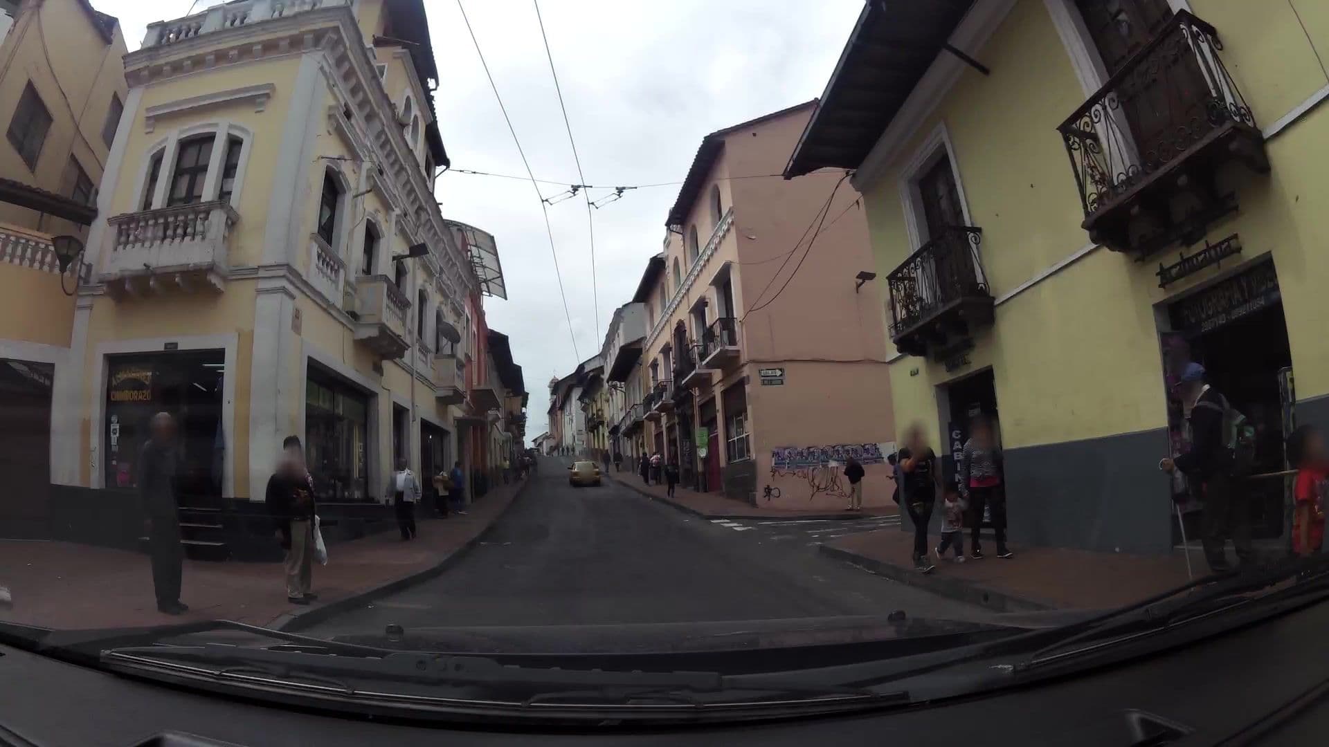 Street view near Hotel Huasi Continental, Quito