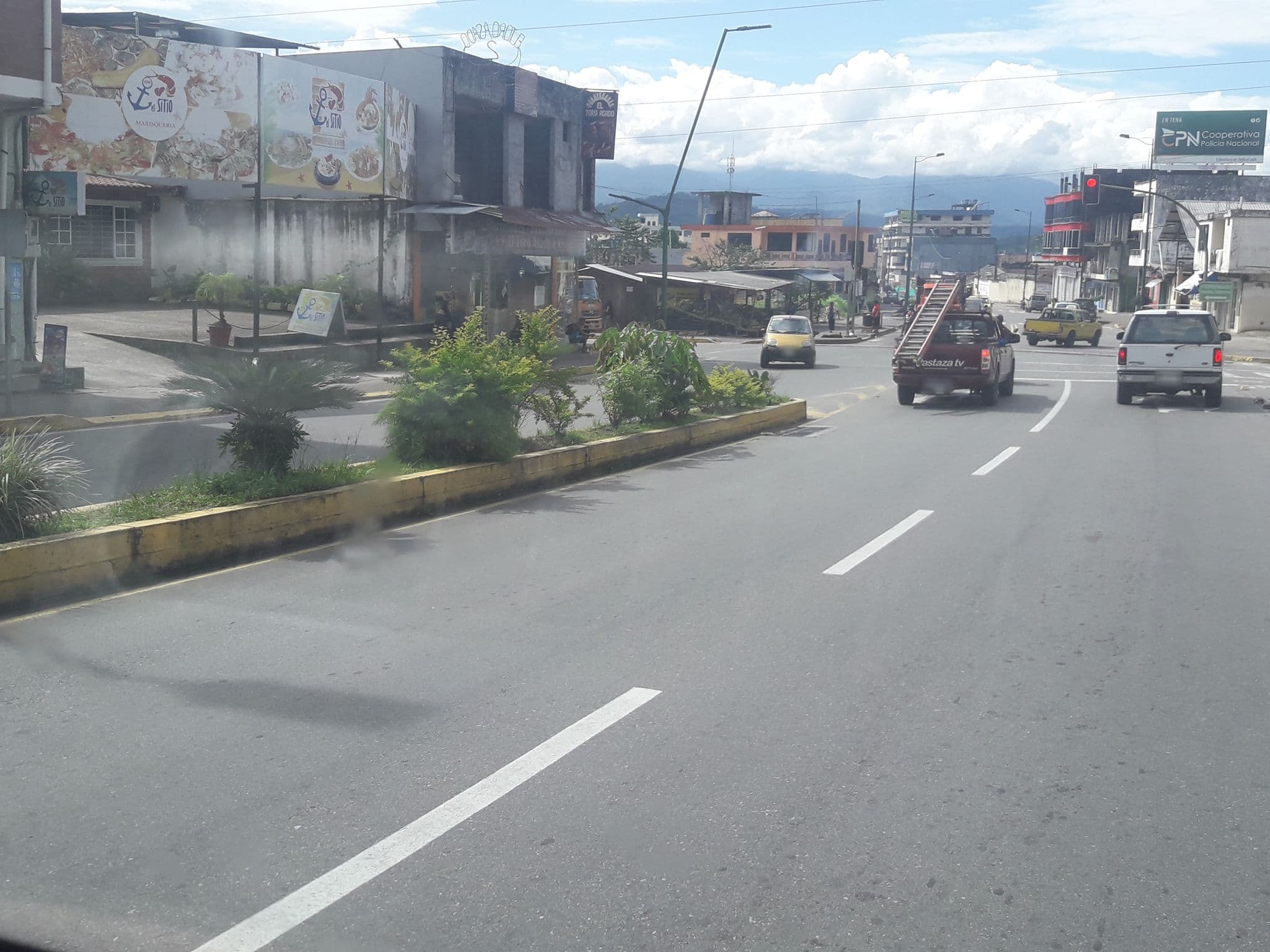 Street view near Cruzcaspi, Tena — © yesenia22 (CC BY-SA · Mapillary)