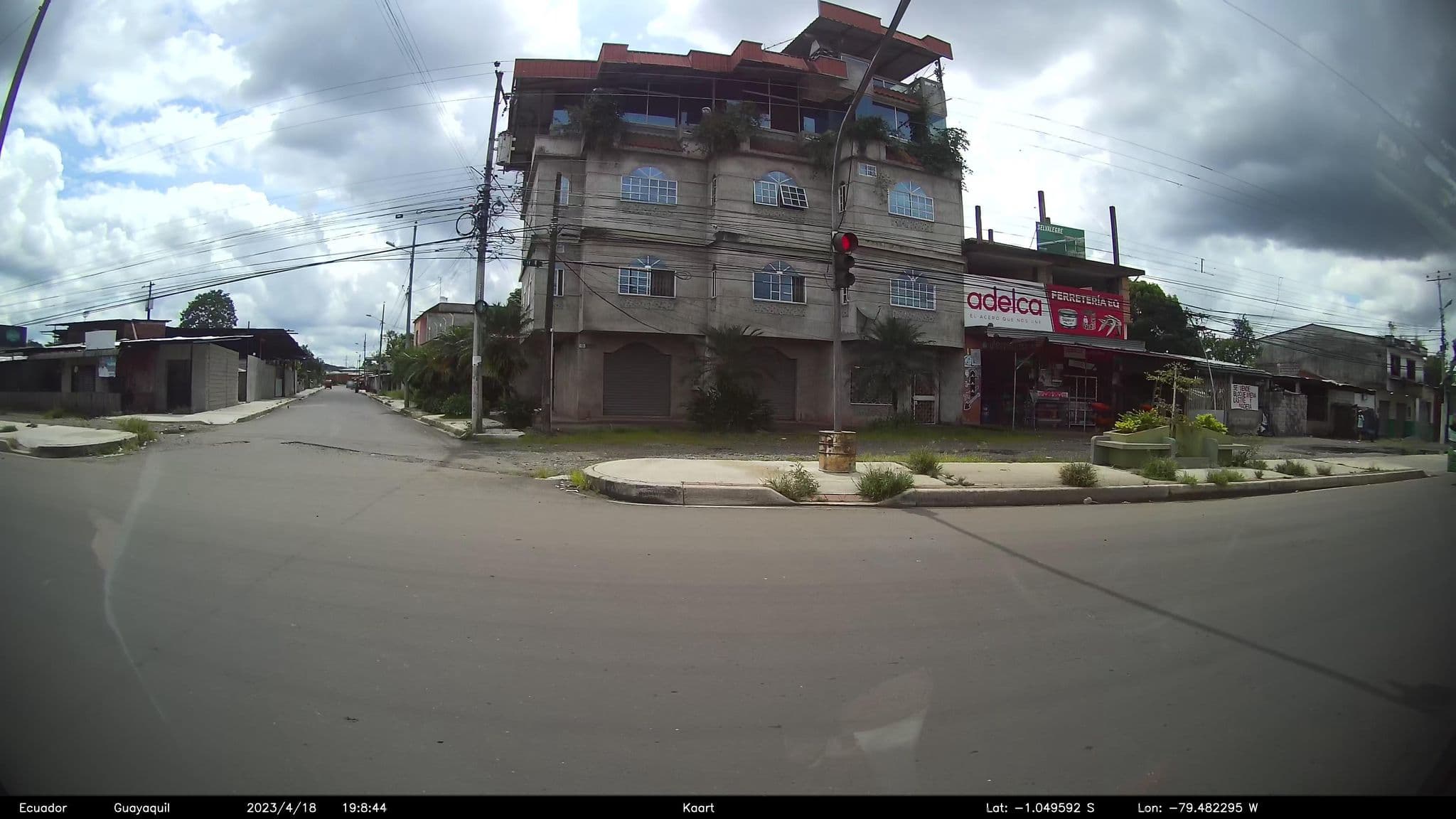 Street view near John, Quevedo — © kaart_2 (CC BY-SA · Mapillary)