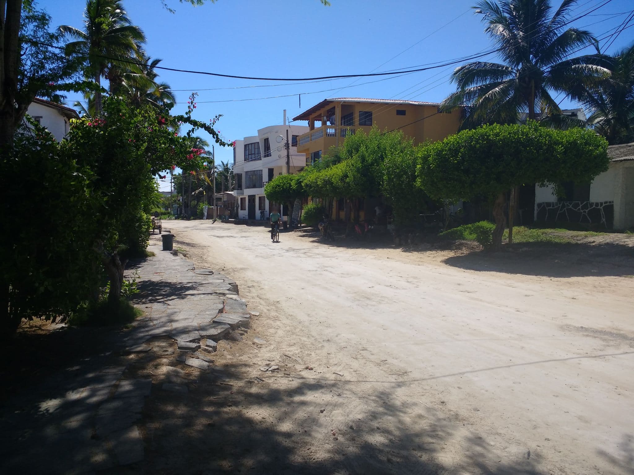 Street view near Cormorant Beach House, Puerto Villamil — © derfred (CC BY-SA · Mapillary)