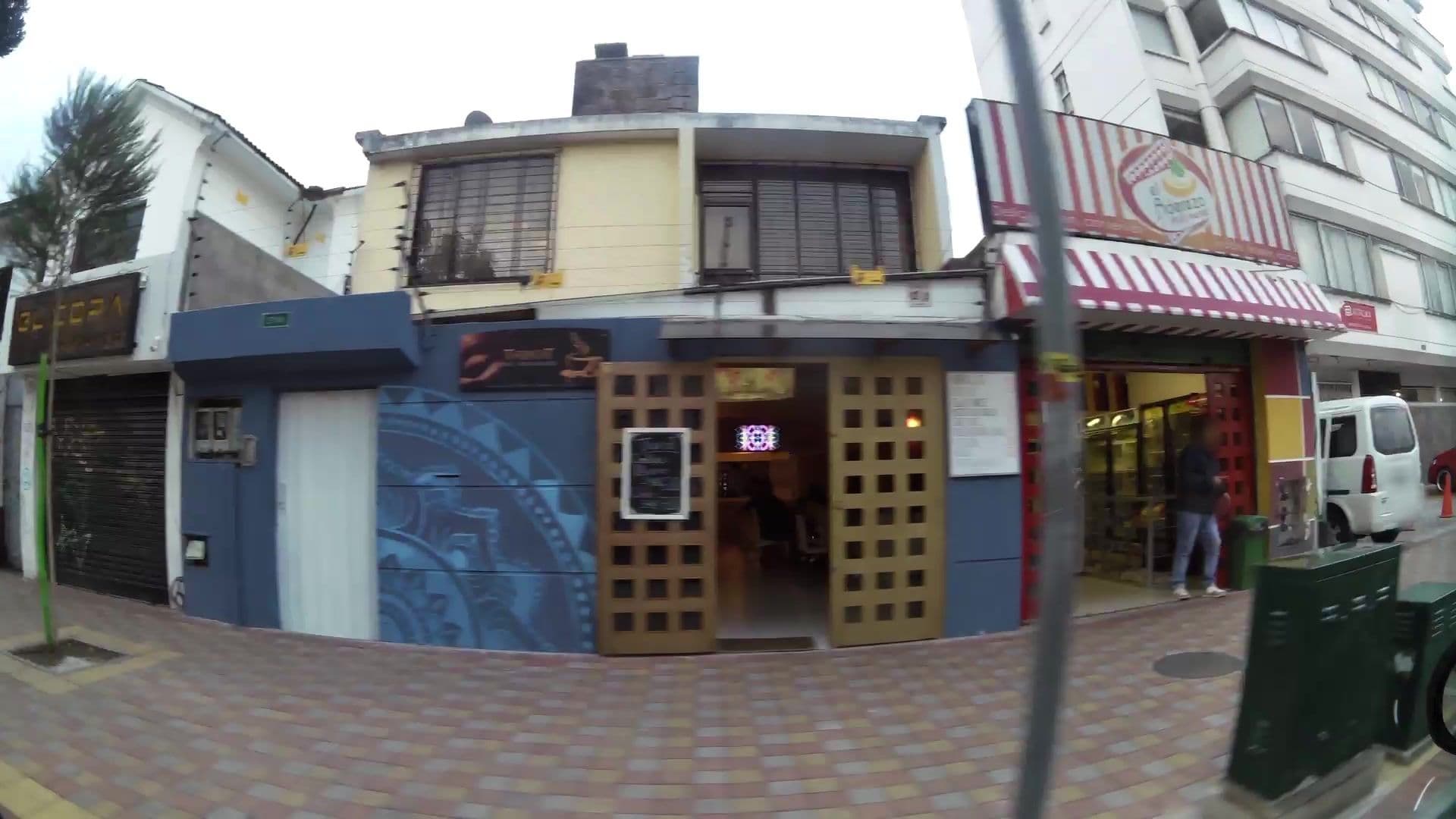 Street view near Loro Verde, Quito