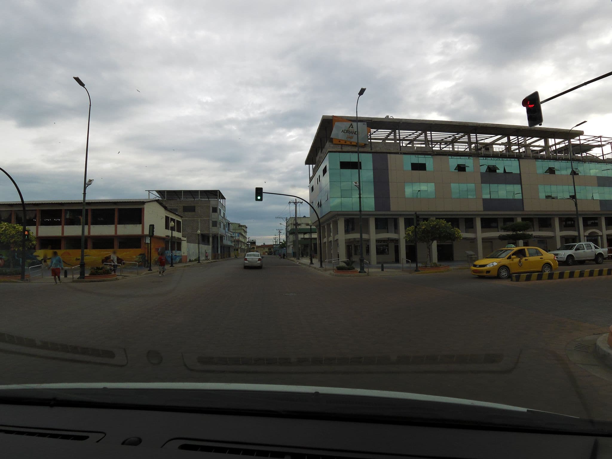 Street view near Motel Martha Mendez, Puerto Bolívar — © rachblevine (CC BY-SA · Mapillary)