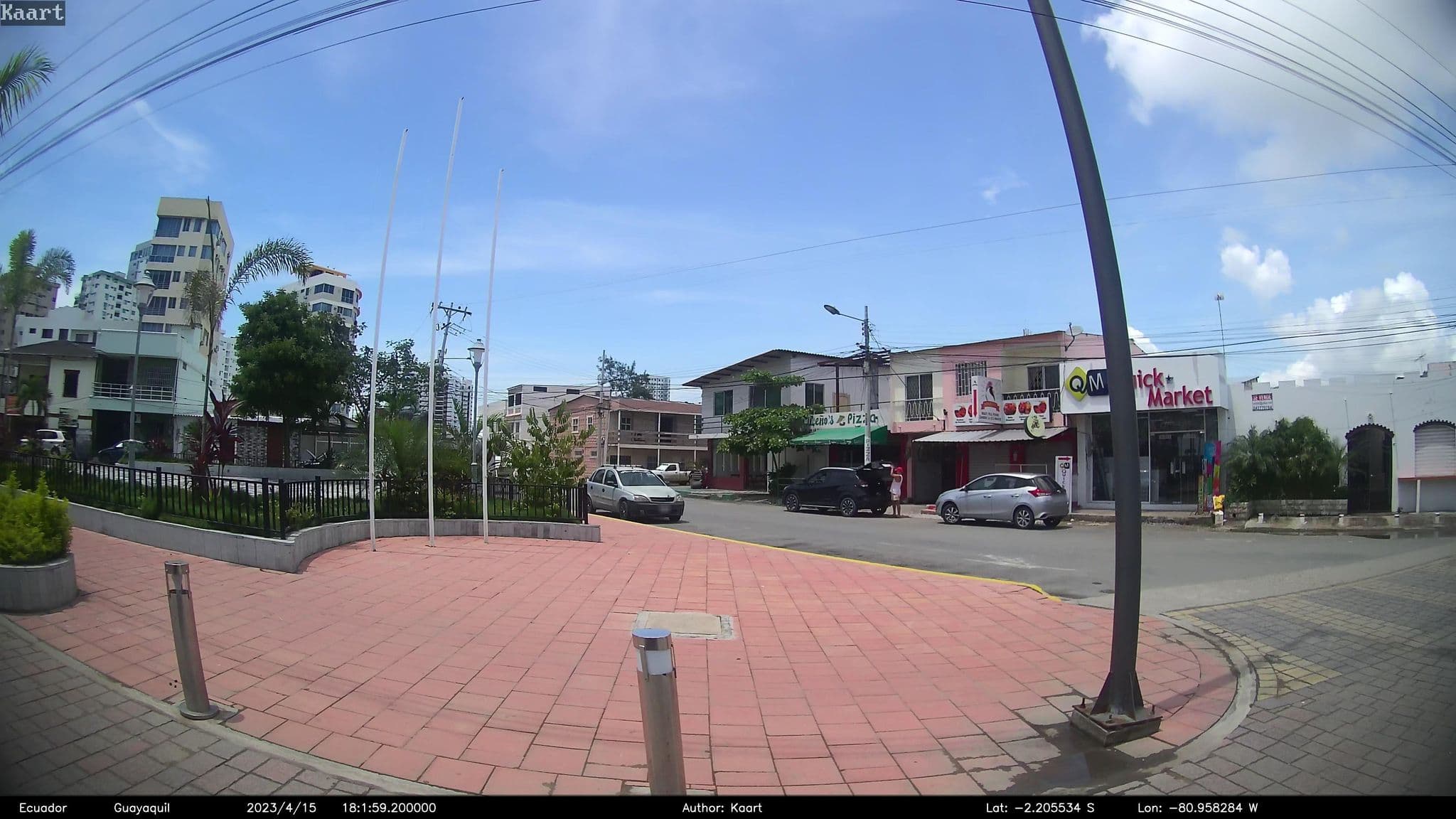 Street view near Big Ralph's Hostal and Restaurant, Salinas — © kaart_2 (CC BY-SA · Mapillary)