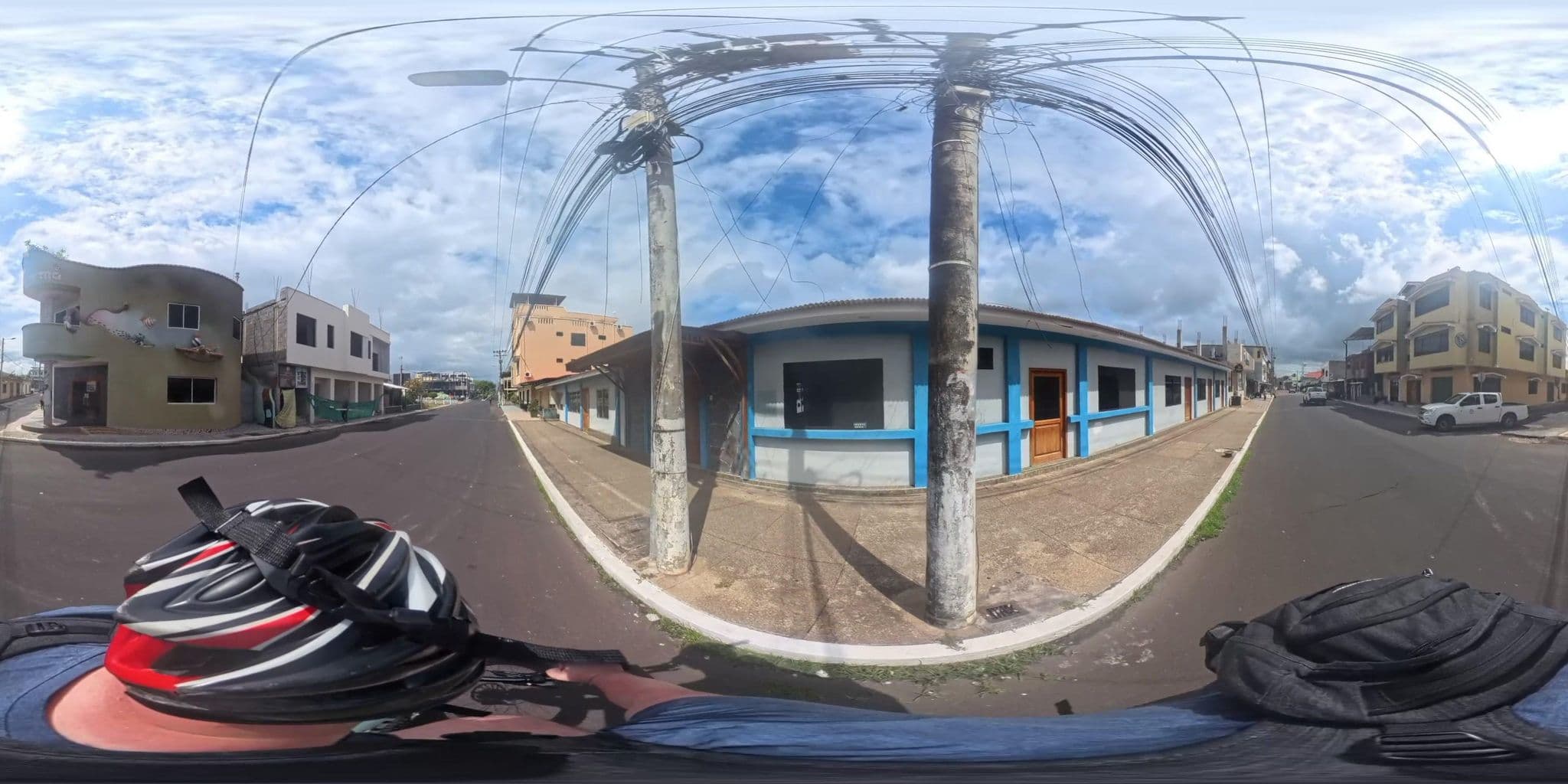 Street view near Hotel Mar Azul, Puerto Baquerizo Moreno — © niallain (CC BY-SA · Mapillary)