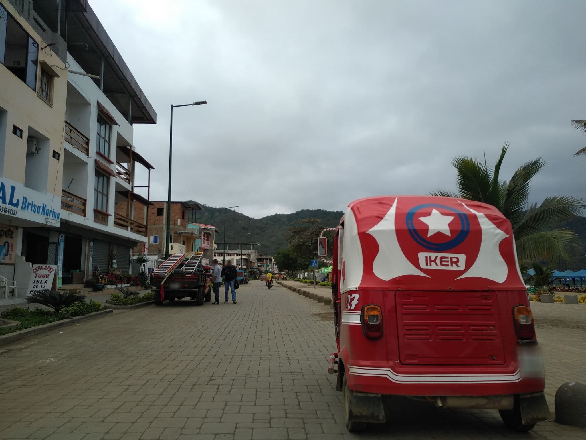 Street view near Hostal Brisa Marina, Jipijapa — © nomadmapper (CC BY-SA · Mapillary)