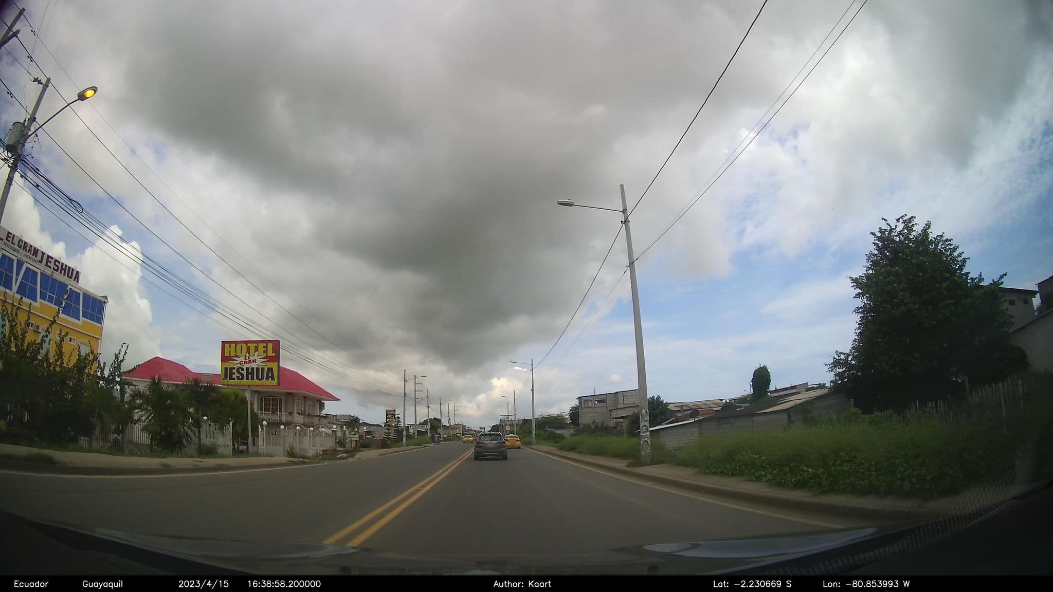 Street view near Hotel El Gran Jeshua, Santa Elena — © kaart_2 (CC BY-SA · Mapillary)