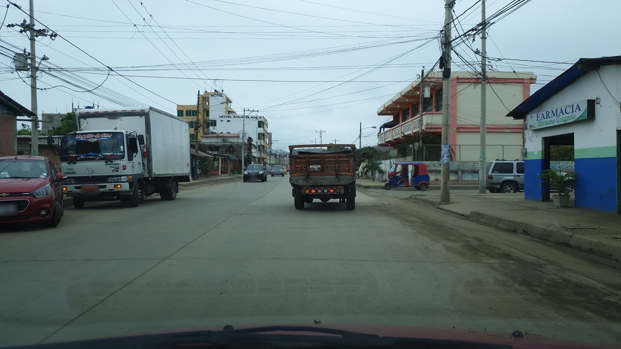 Street view near Maxima, Jipijapa — © elsuggo (CC BY-SA · Mapillary)