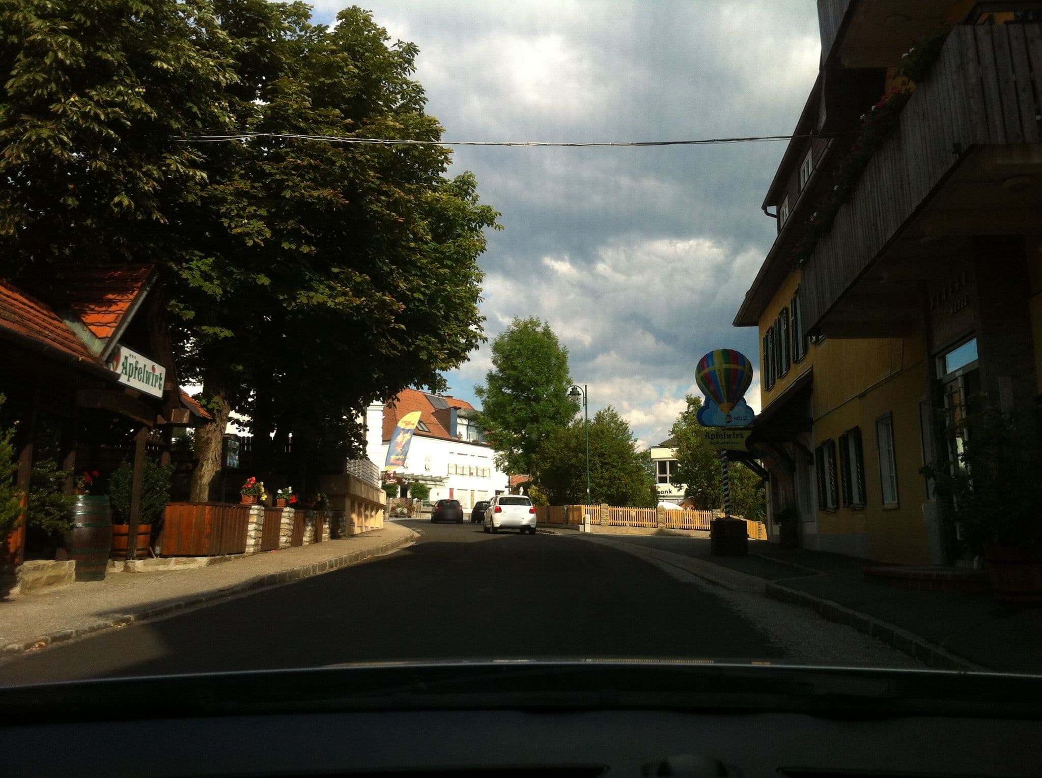 Street view near Apfelwirt Flaggl - Ballonfahren, Pöllau — © tswa (CC BY-SA · Mapillary)