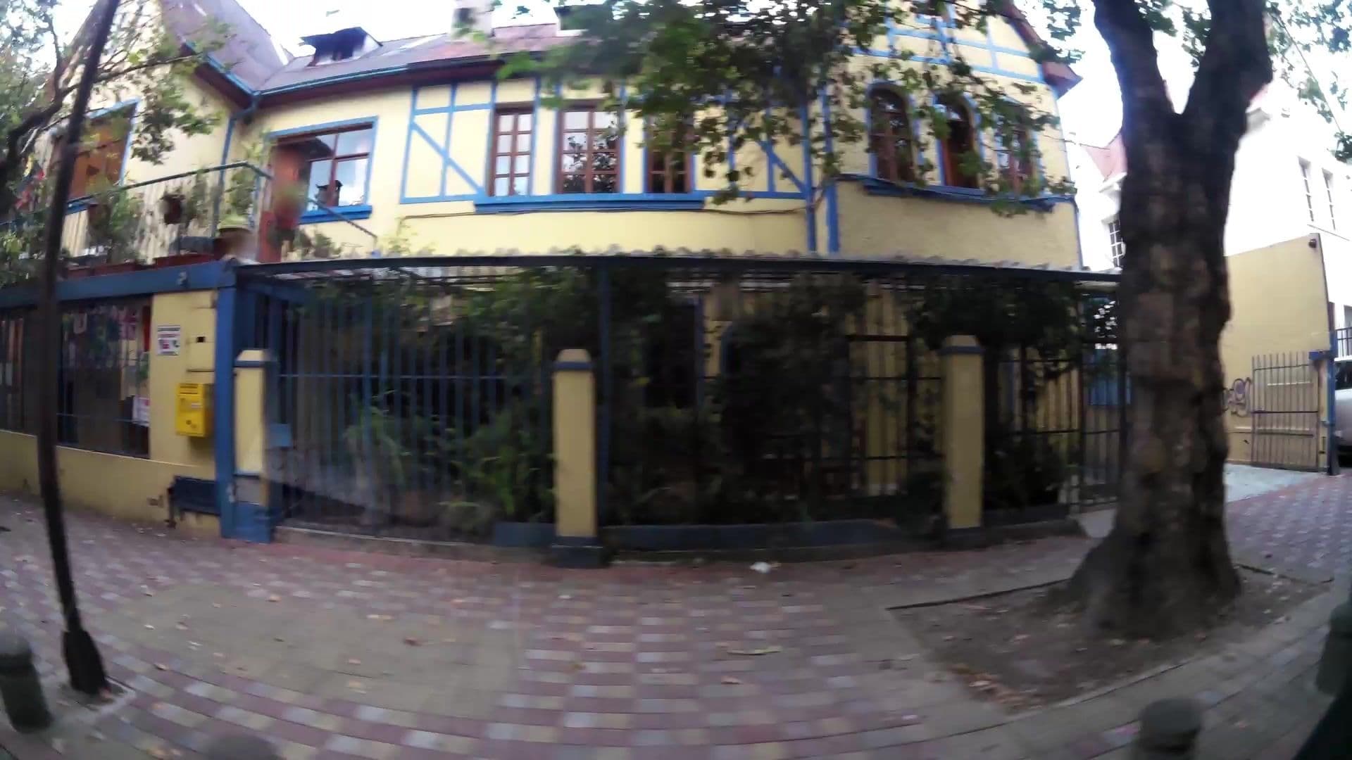 Street view near Posada del Maple, Quito — © kaartcam (CC BY-SA · Mapillary)