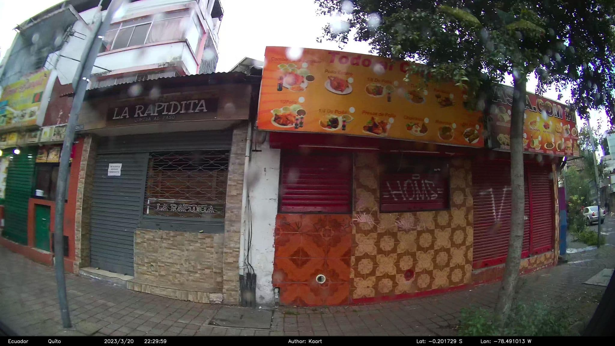 Street view near Hostal Otavalo Huasi, Quito