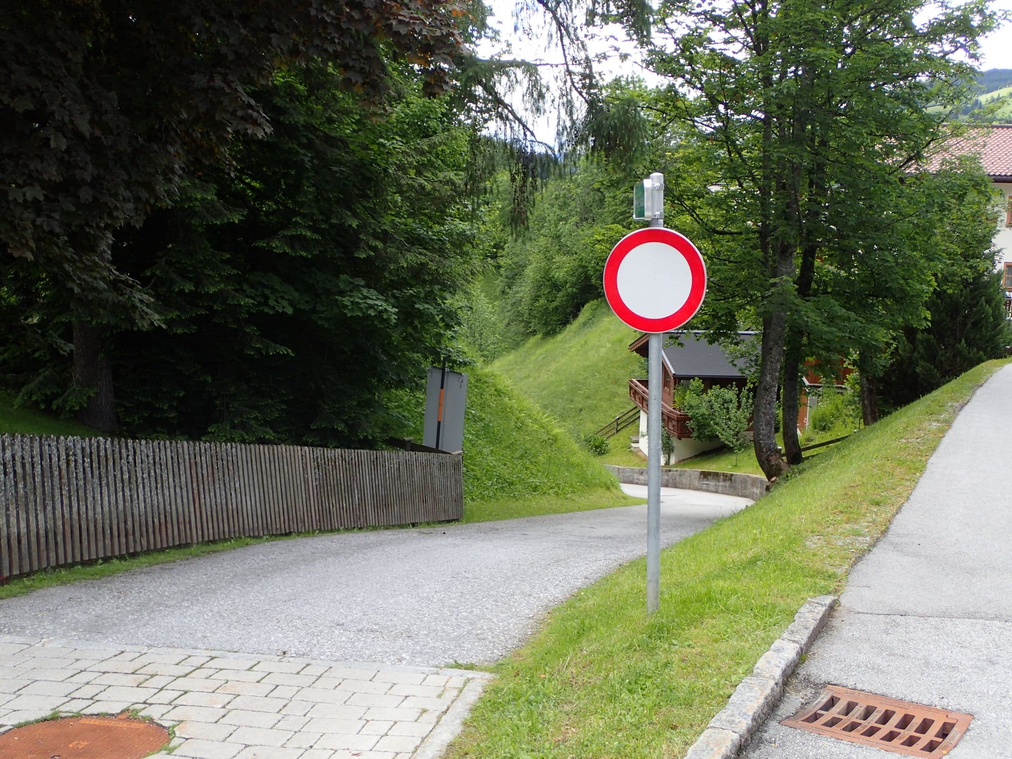 Street view near Oberauer, Hof — © schermy_at (CC BY-SA · Mapillary)