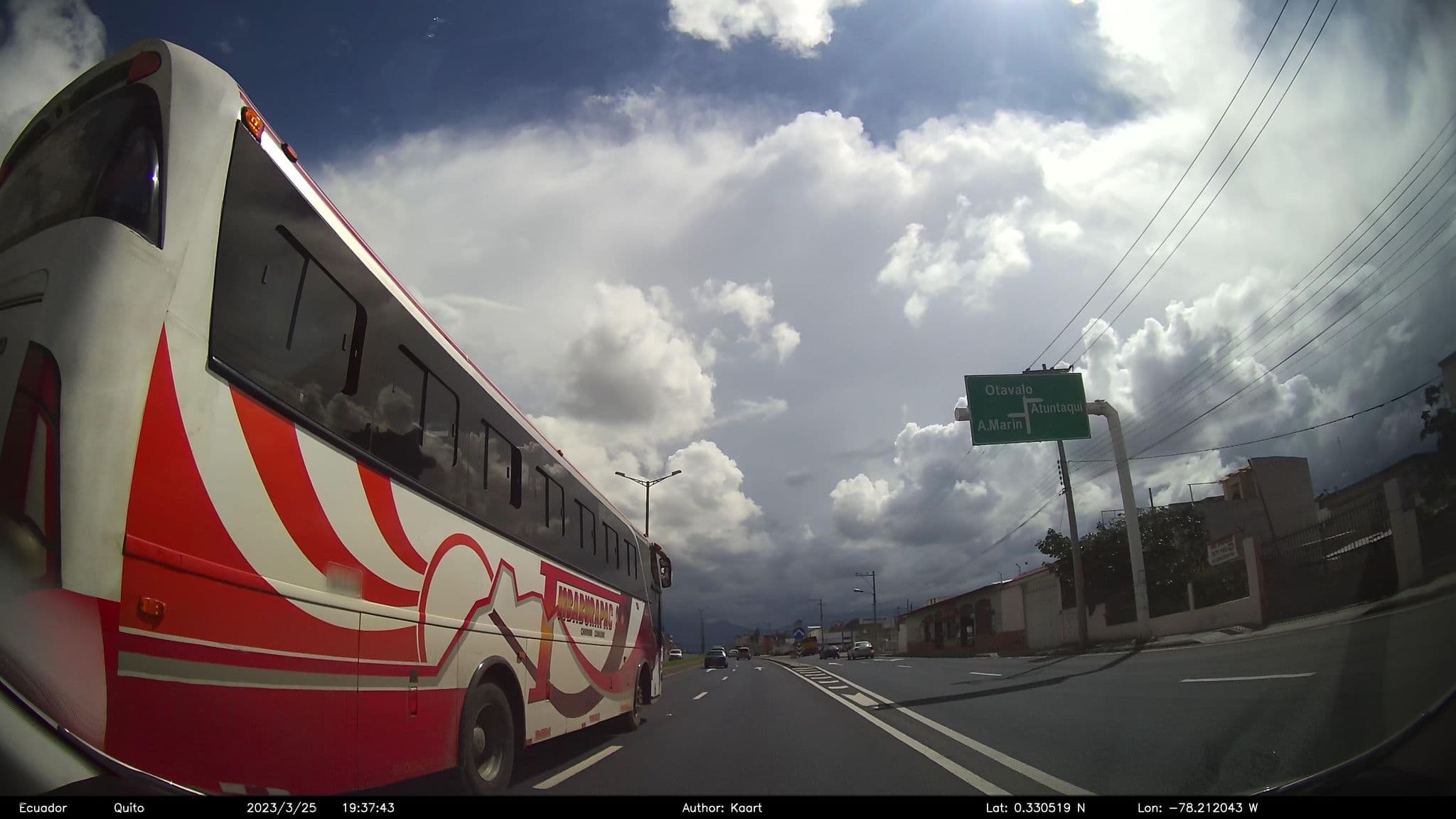 Street view near Panamericano, Atuntaqui — © kaart_2 (CC BY-SA · Mapillary)
