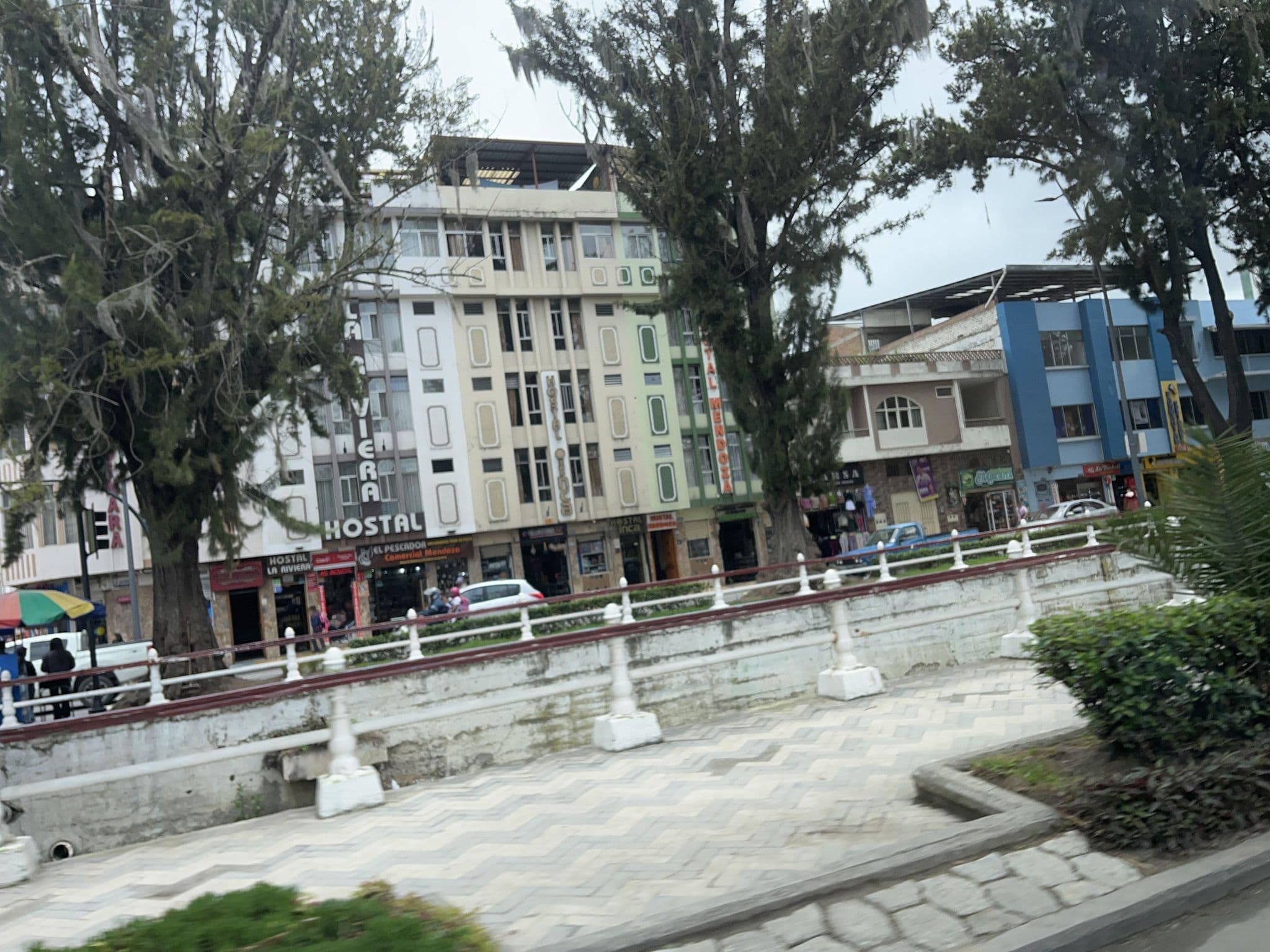 Street view near HOSTAL MENDOZA, Loja