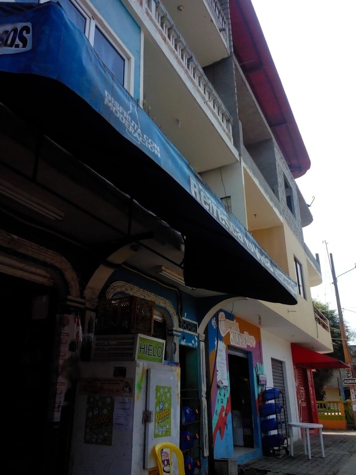 Street view near Hostal El Parque, Santa Elena — © reisender (CC BY-SA · Mapillary)