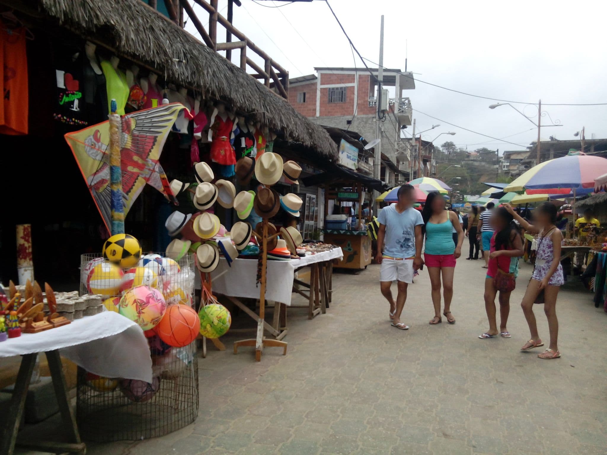 Street view near Prana Rooms & Hostal, Santa Elena — © johnarupire (CC BY-SA · Mapillary)