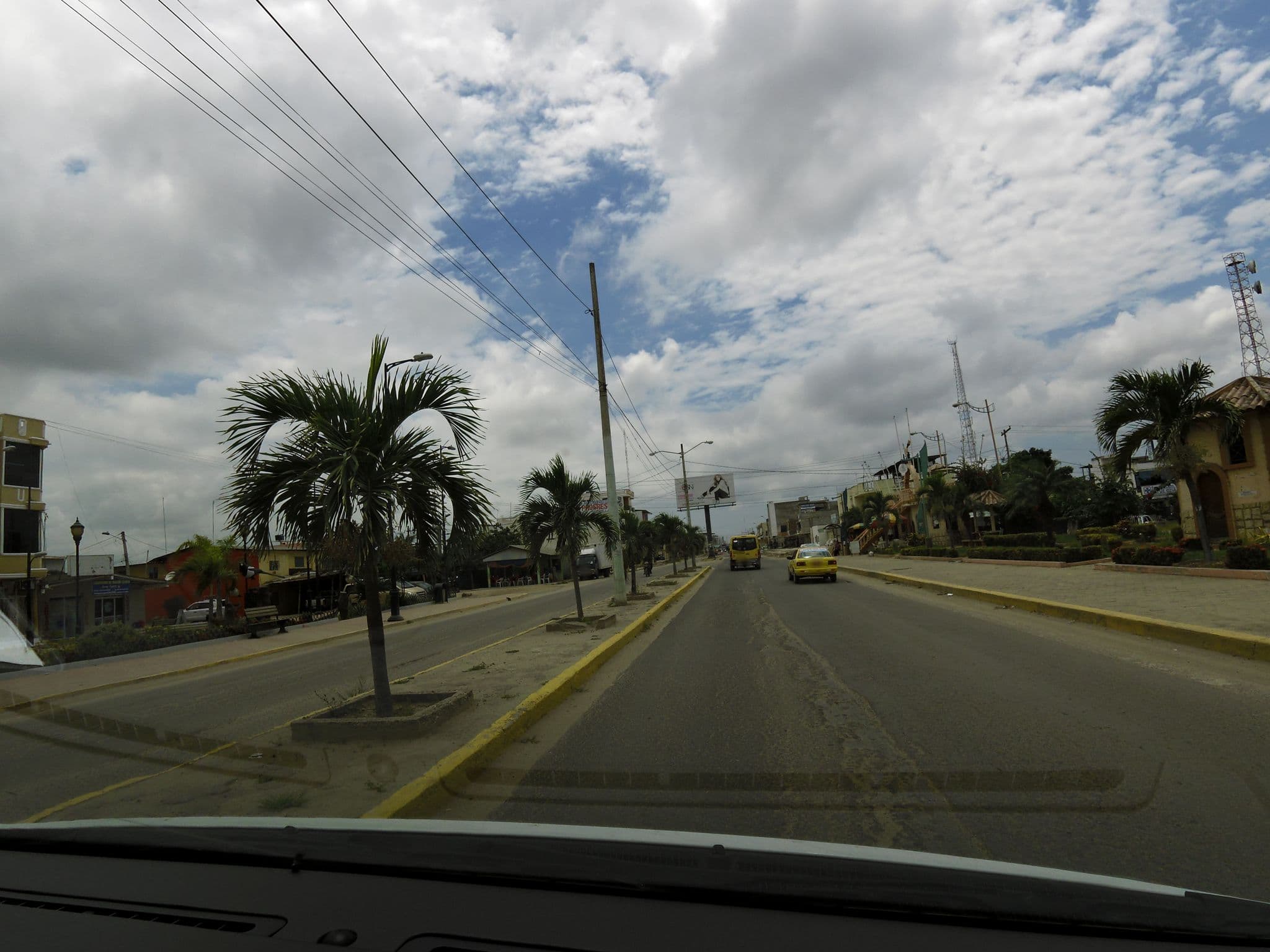Street view near hotel orquídeas 2, Huaquillas — © drishtie (CC BY-SA · Mapillary)