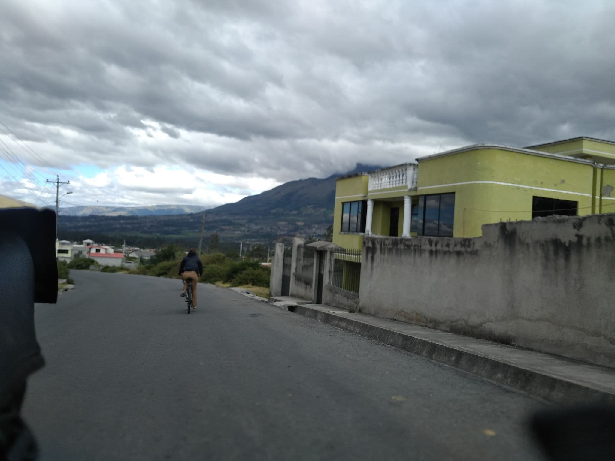 Street view near Hospedaje Lojanito, Cotacachi — © nomadmapper (CC BY-SA · Mapillary)