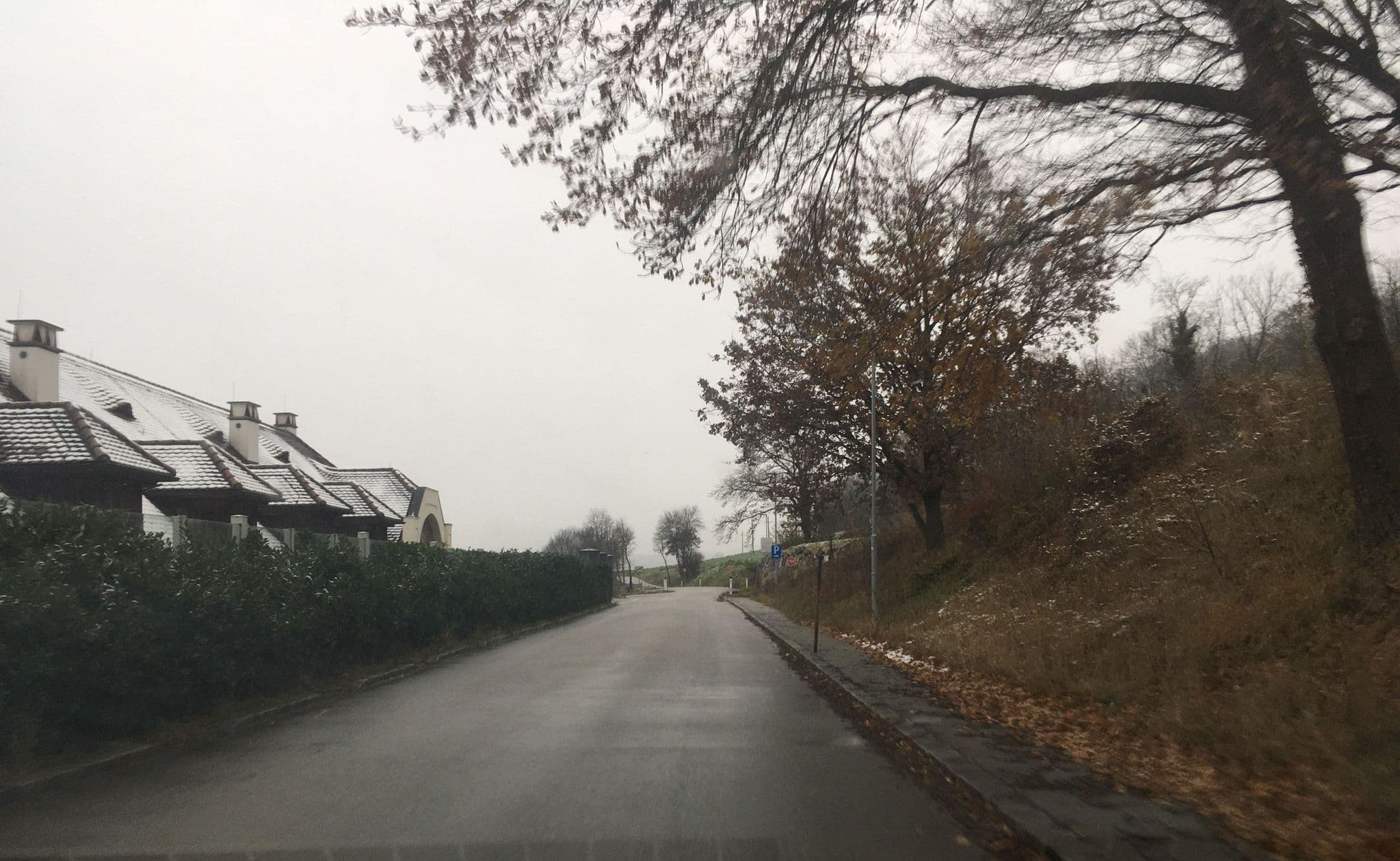 Street view near Schloss THALHEIM, Böheimkirchen — © istefanos (CC BY-SA · Mapillary)